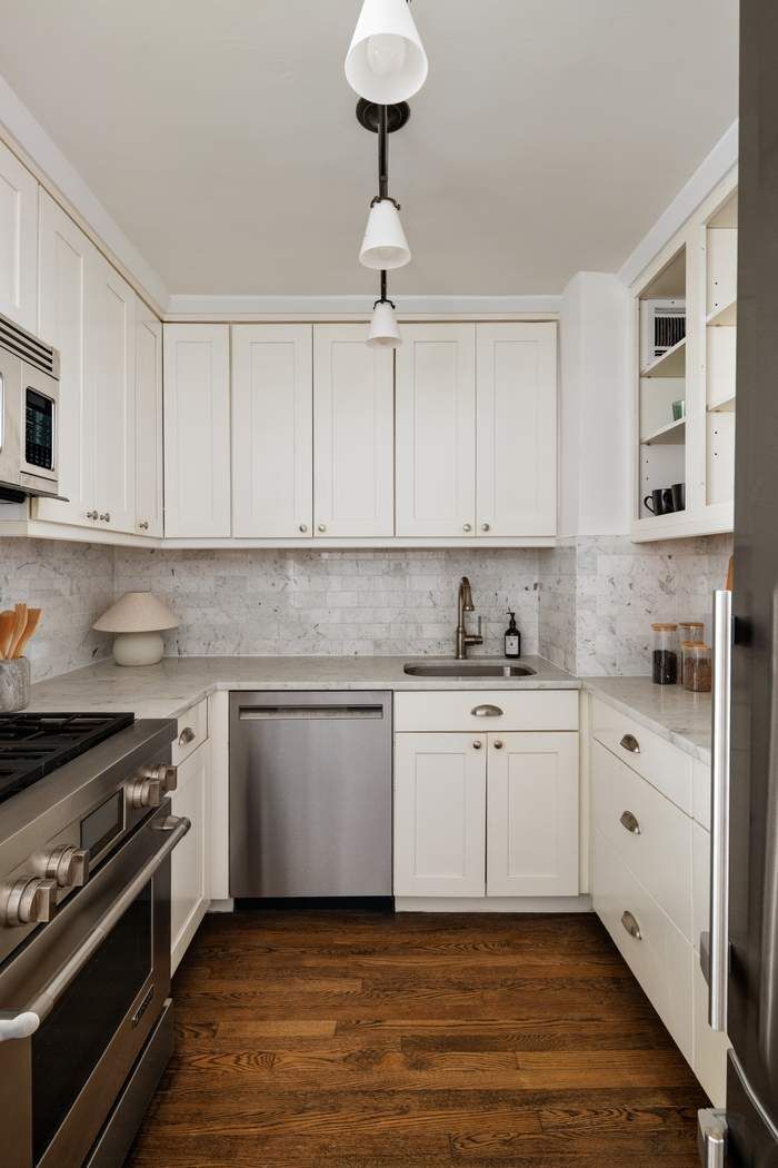 165 Christopher Street 6C W. Greenwich Village New York NY 10014