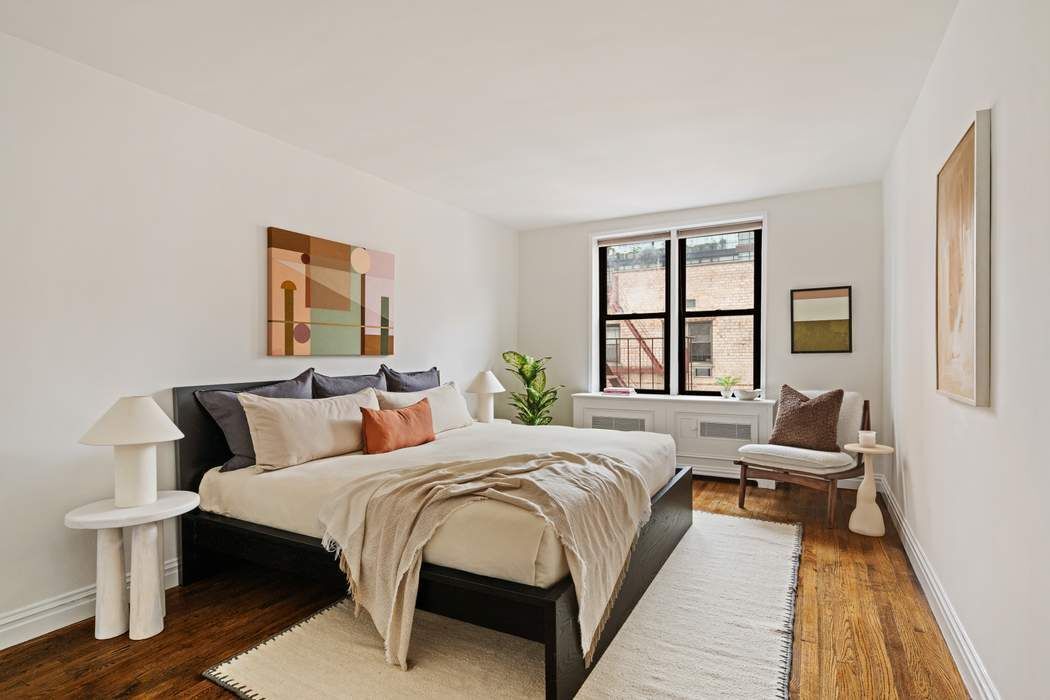 165 Christopher Street 6C W. Greenwich Village New York NY 10014