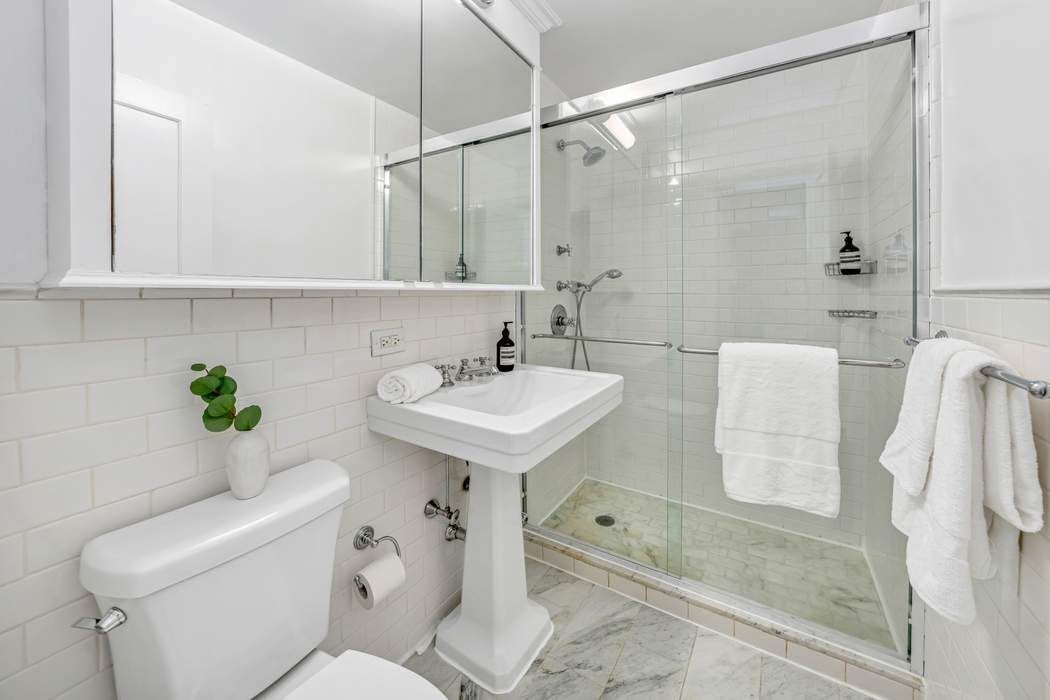 165 Christopher Street 6C W. Greenwich Village New York NY 10014