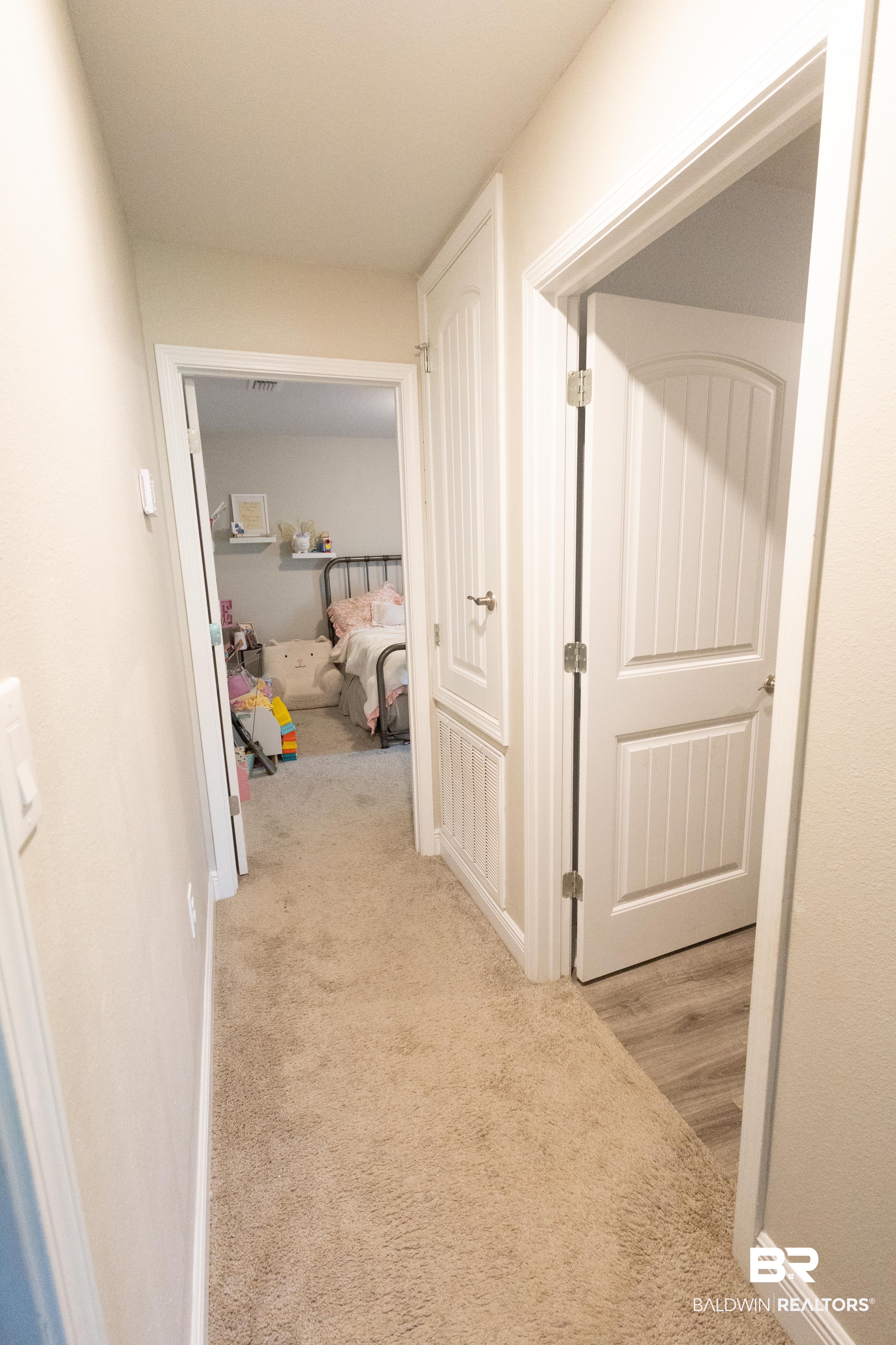 410376 | Photo 19