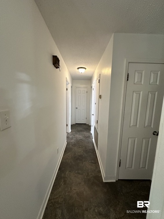 410460 | Photo 22