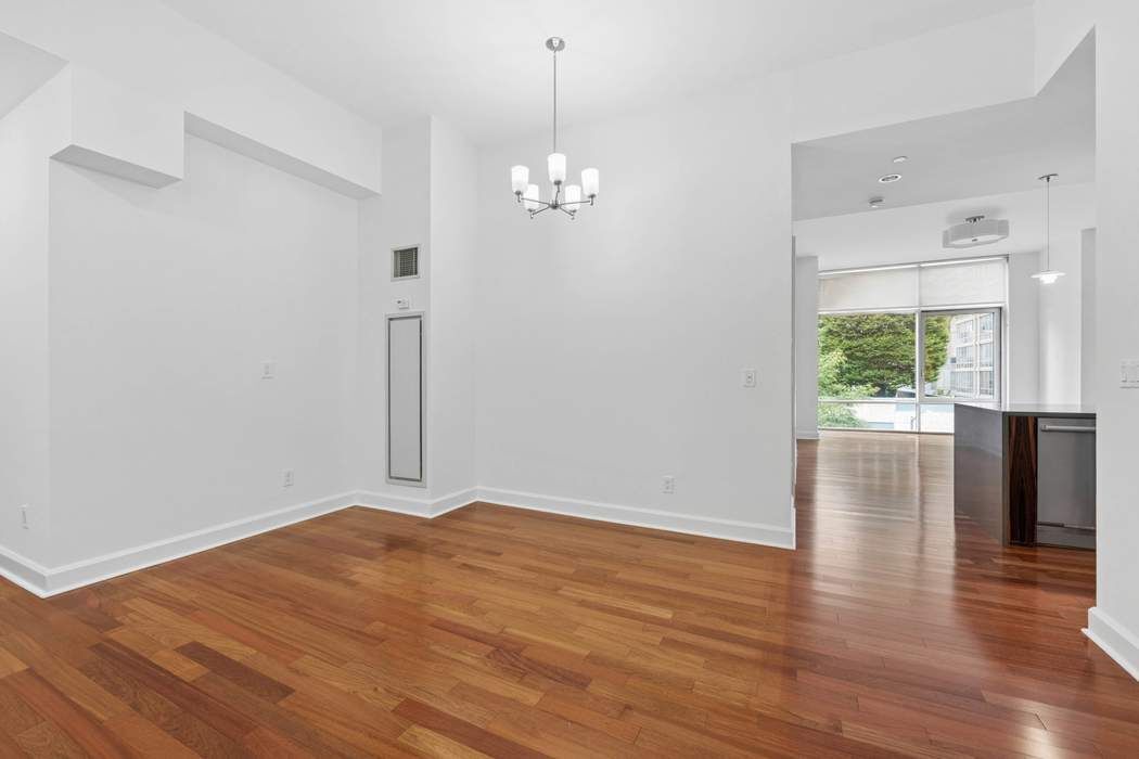 243 West 60th Street 2B Lincoln Square New York NY 10023
