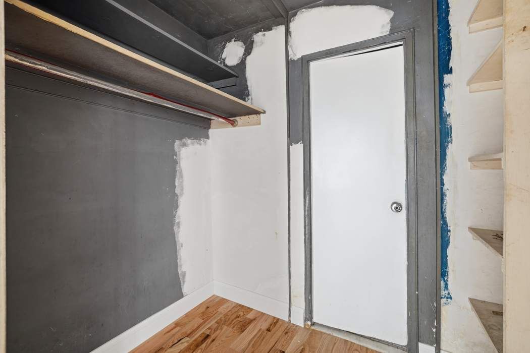 360 West 22nd Street 1R Chelsea New York NY 10011