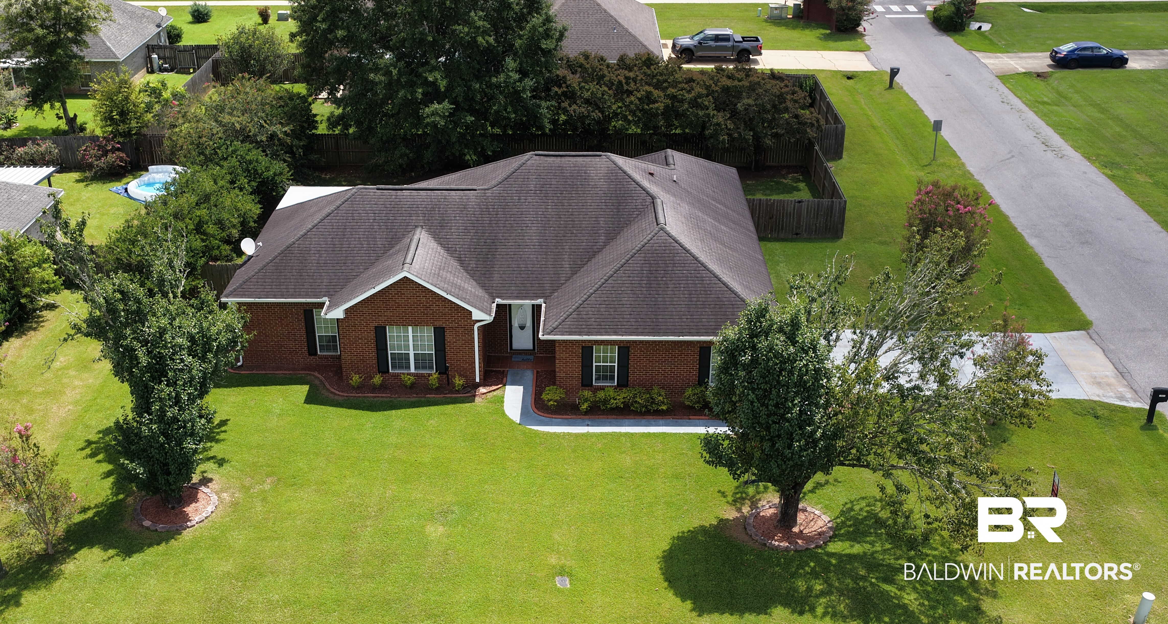 398855 | Photo 3