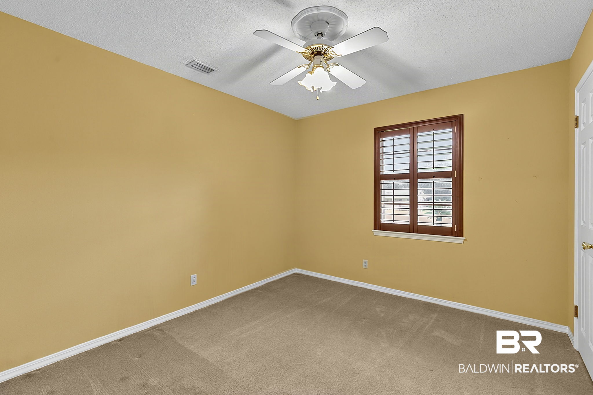 5471 Helen Drive