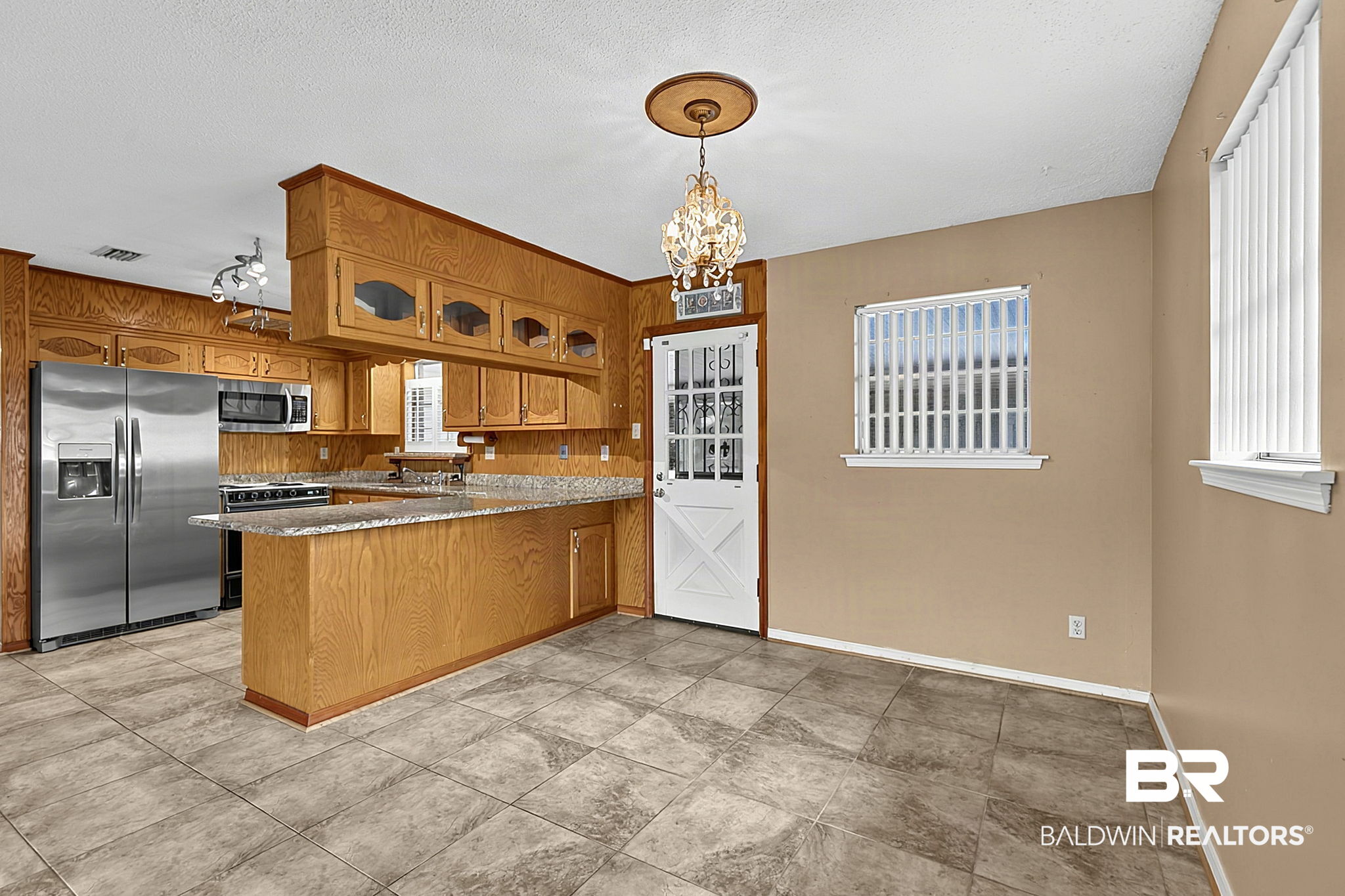 5471 Helen Drive