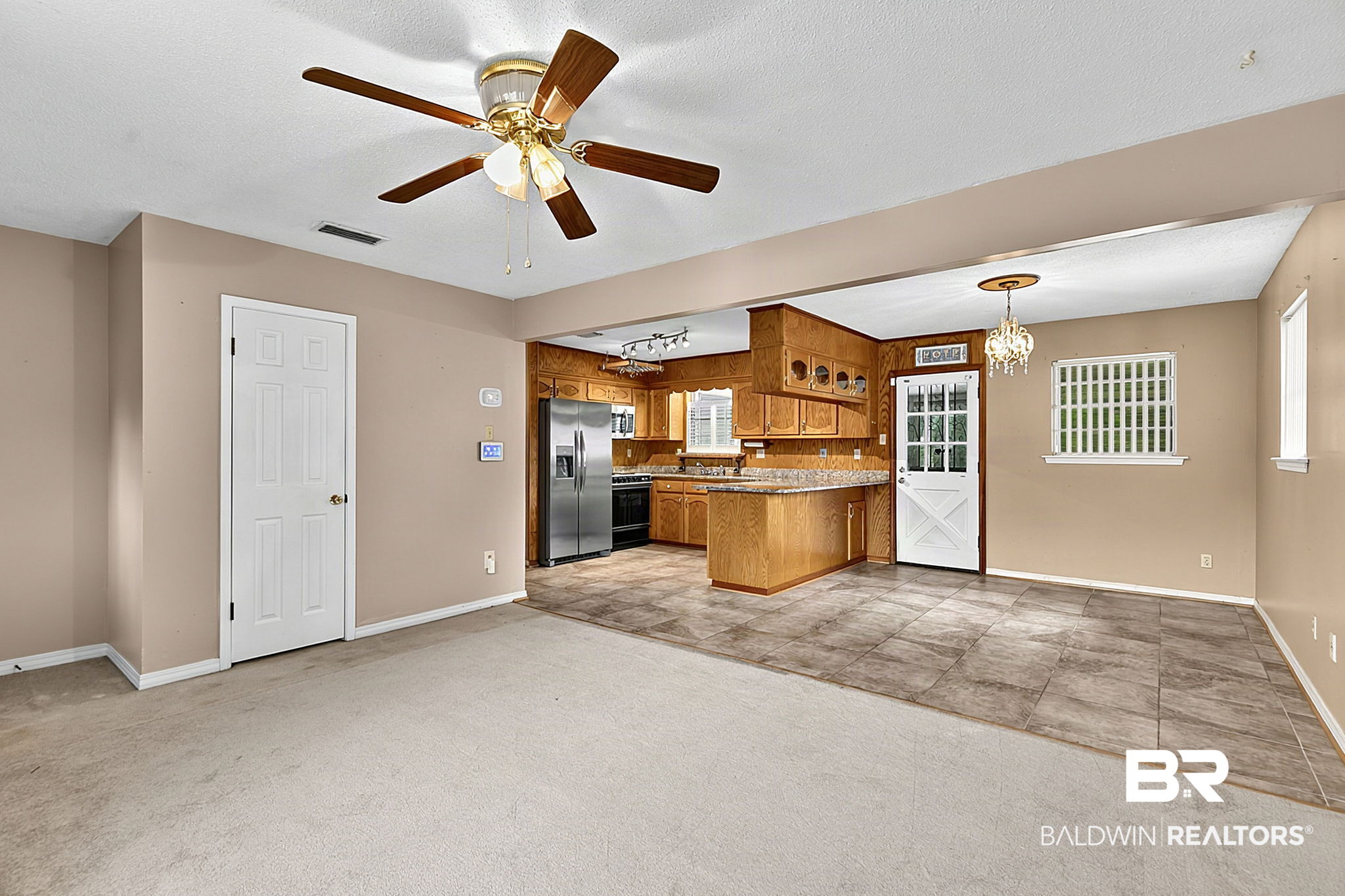 5471 Helen Drive