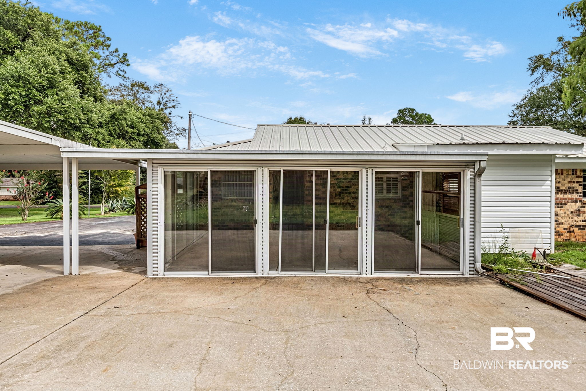 5471 Helen Drive