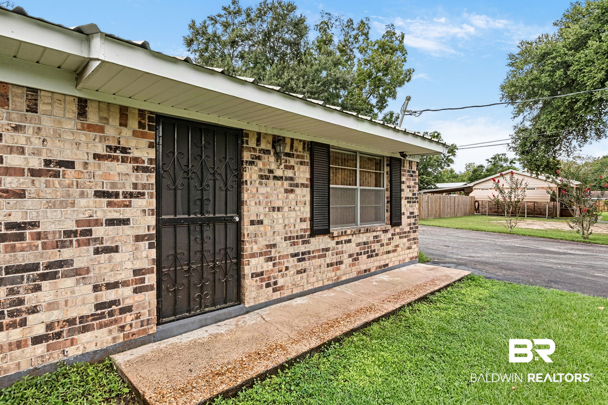 5471 Helen Drive