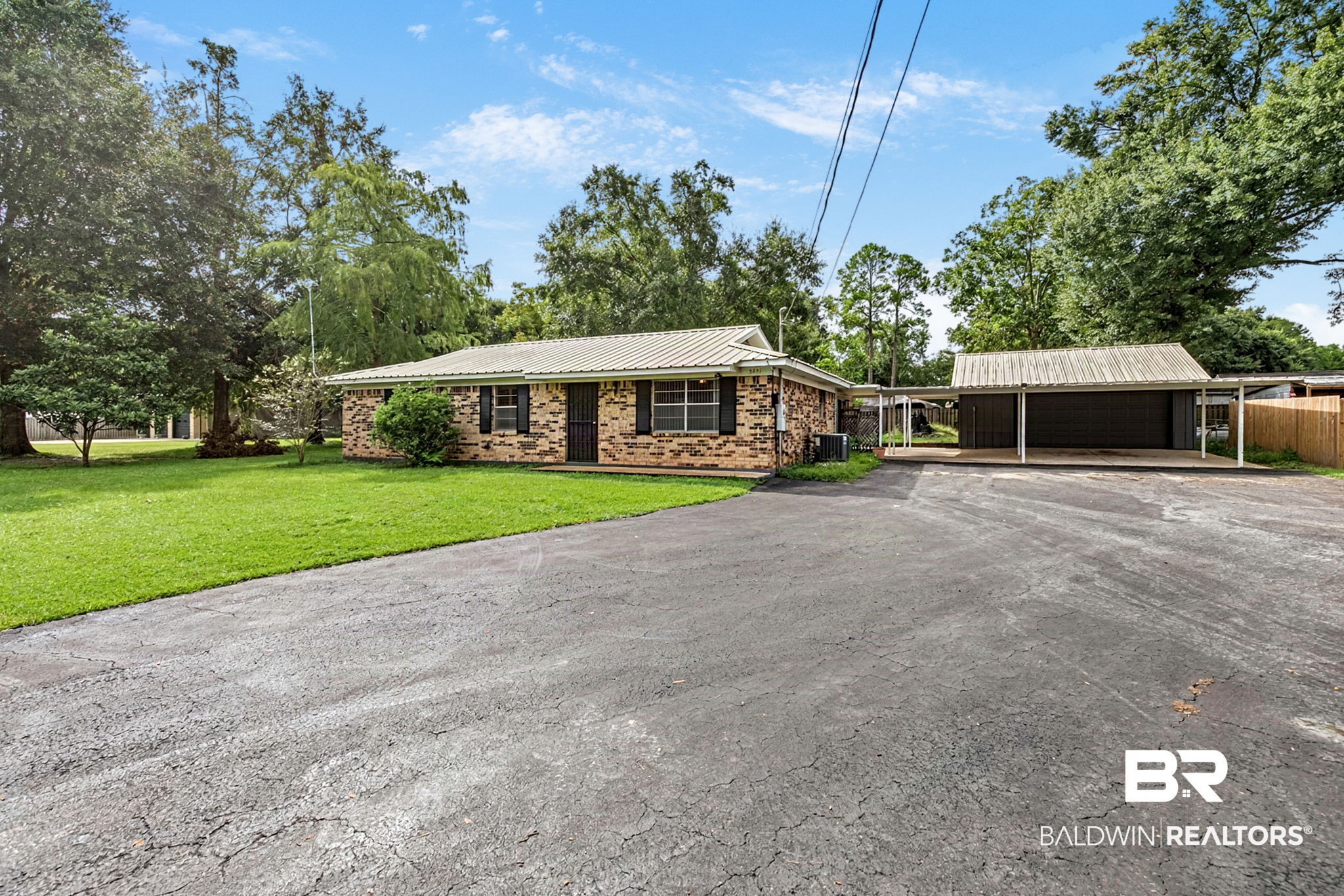 Photo 3 of Single family home for sale at 5471 Helen Dr, Theodore, AL 36582 | MLS# 410290 | Listing updated on 2026-09-12