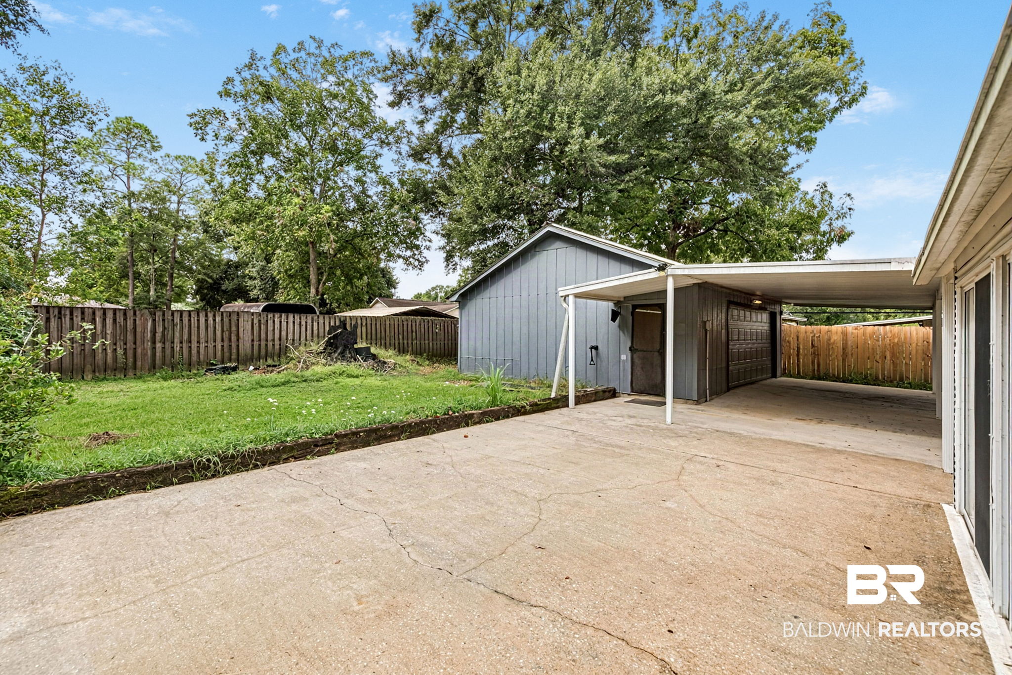 5471 Helen Drive