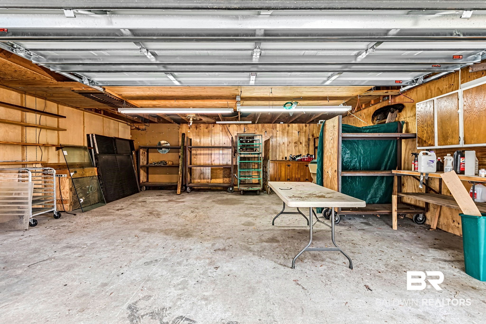 5471 Helen Drive