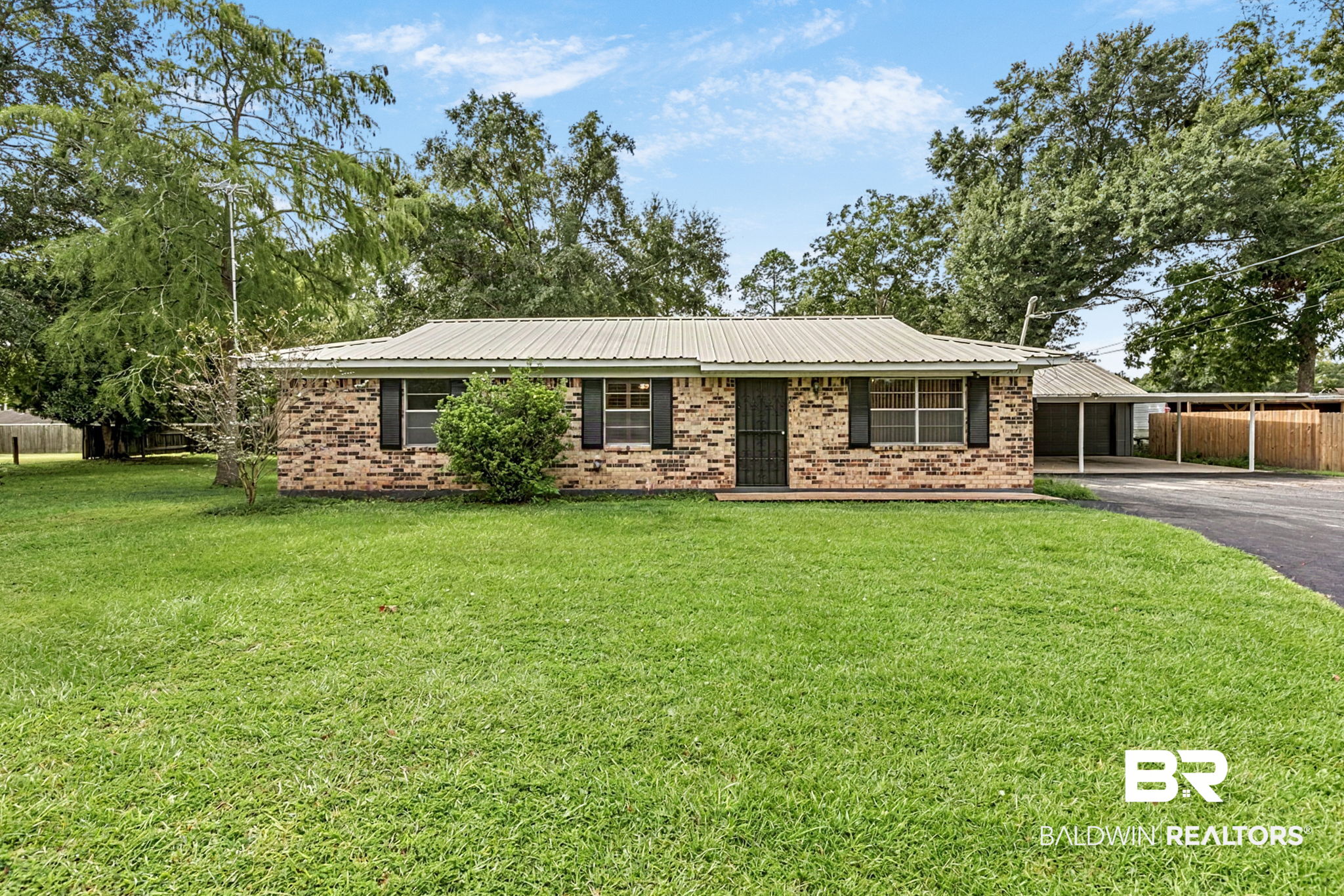Photo 1 of Single family home for sale at 5471 Helen Dr, Theodore, AL 36582 | MLS# 410290 | Listing updated on 2026-09-12