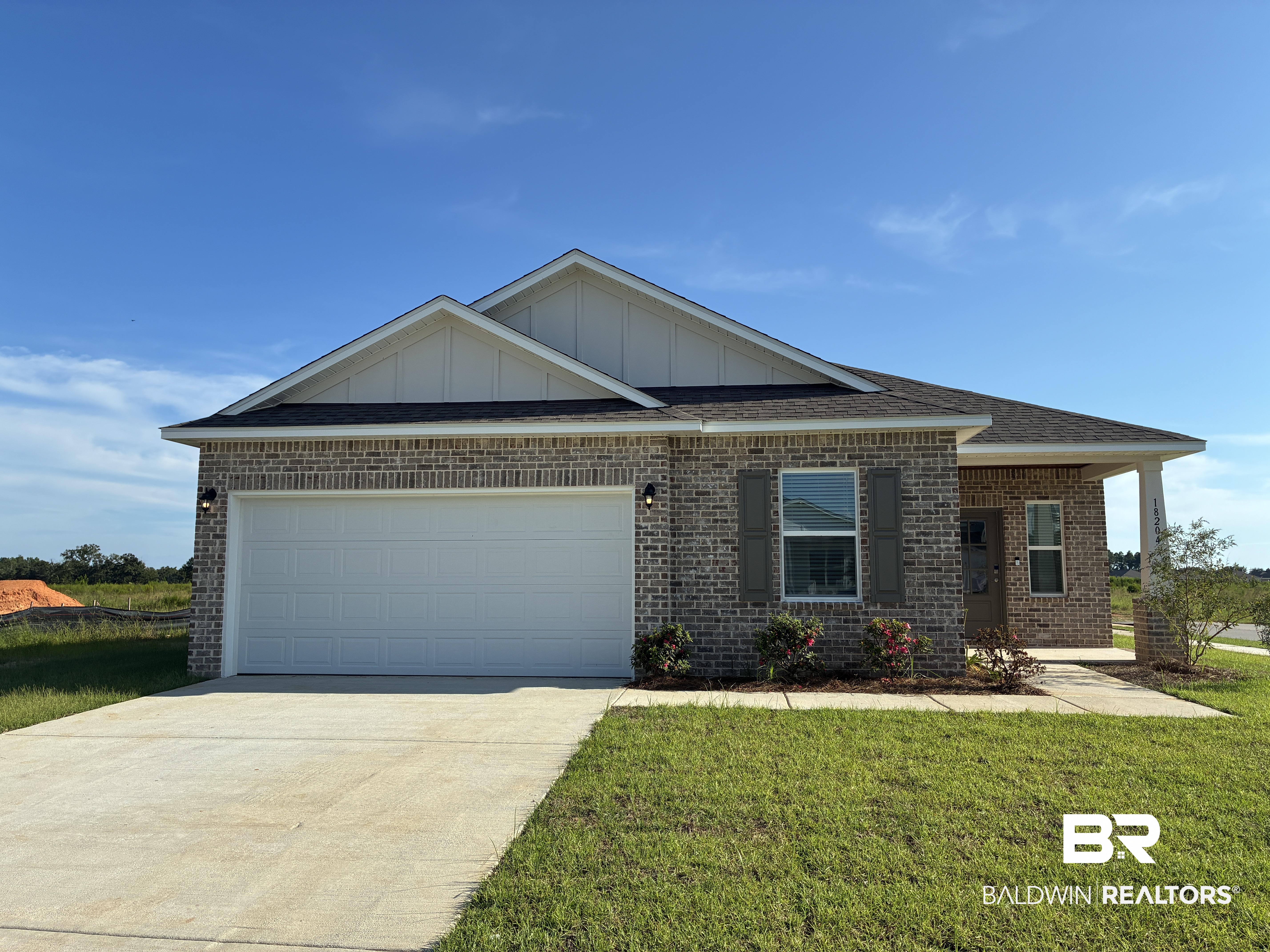Single family home for sale at 18204 Kent Cir, Foley, AL 36535 | MLS# 394308 | Listing updated on 2026-09-19