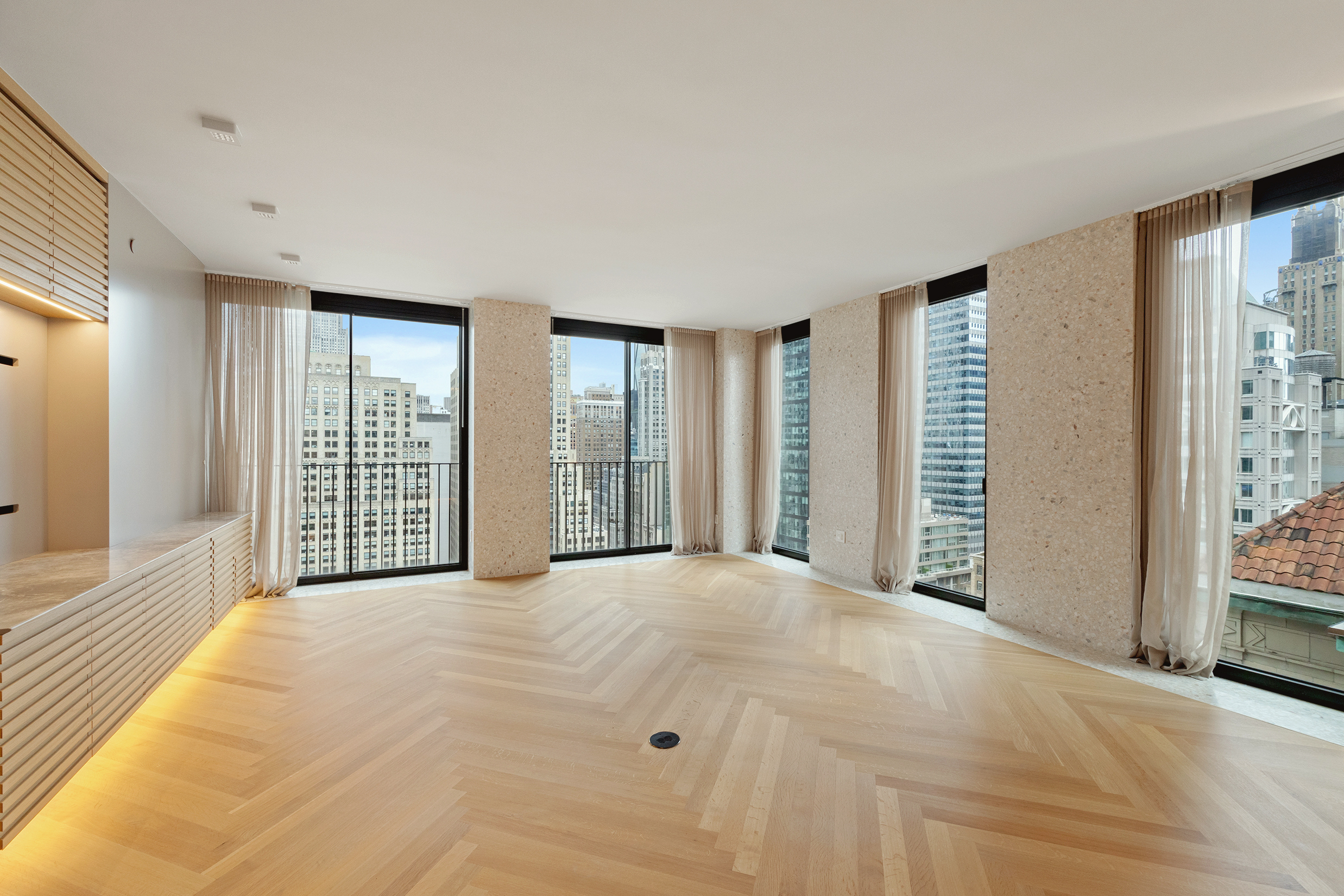16 West 40th Street 27B Midtown West New York NY 10018