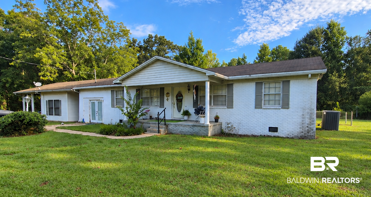 Photo 1 of Townhouse for sale at 319 Sherwood Dr, Monroeville, AL 36460 | MLS# 410604 | Listing updated on 2026-09-14