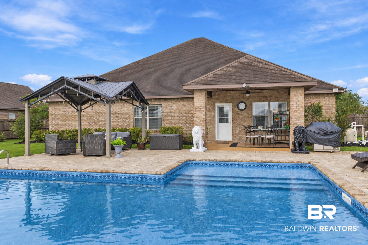 410602 | Photo 16