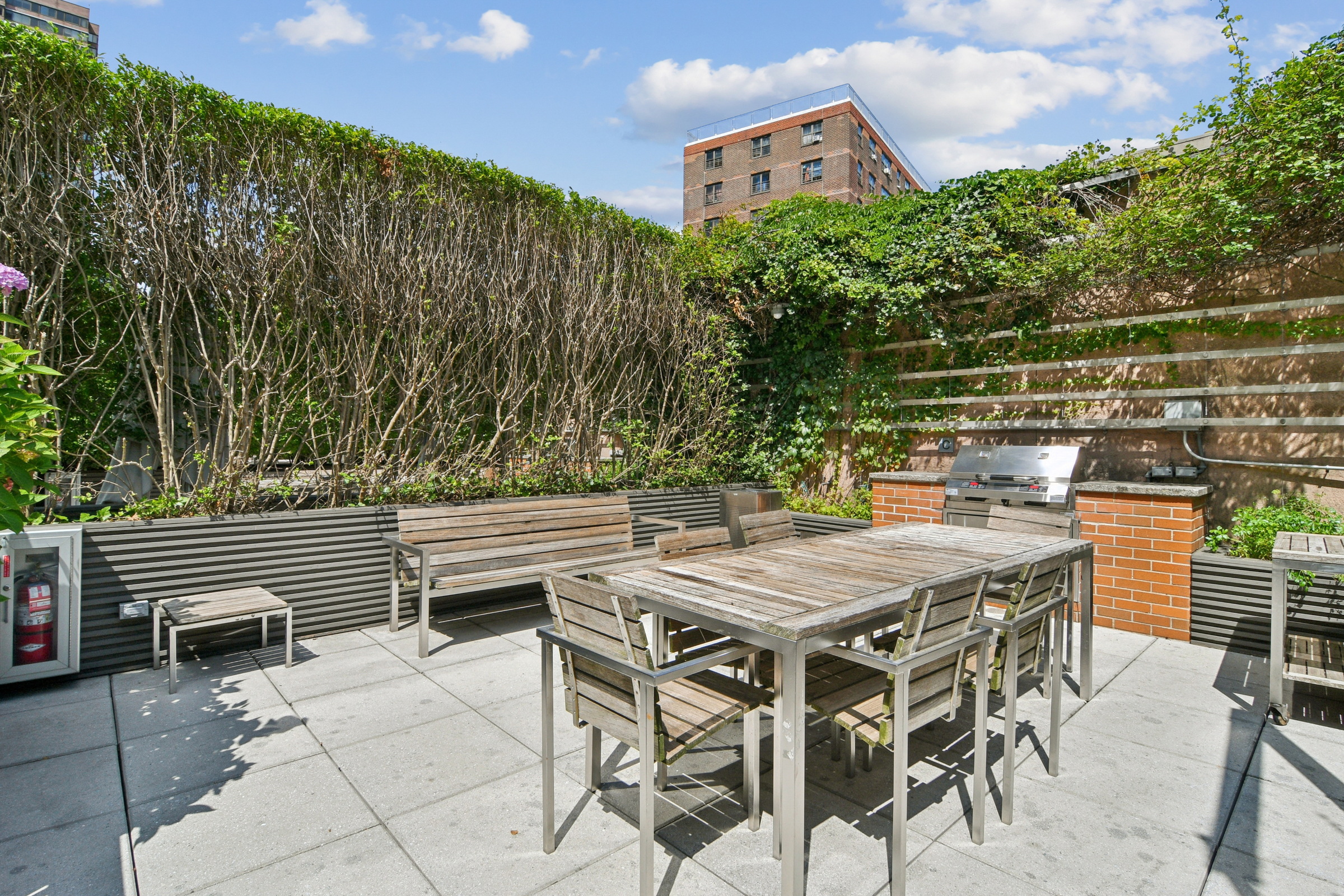 215-217 East 96th Street 27E East Harlem New York NY 10128