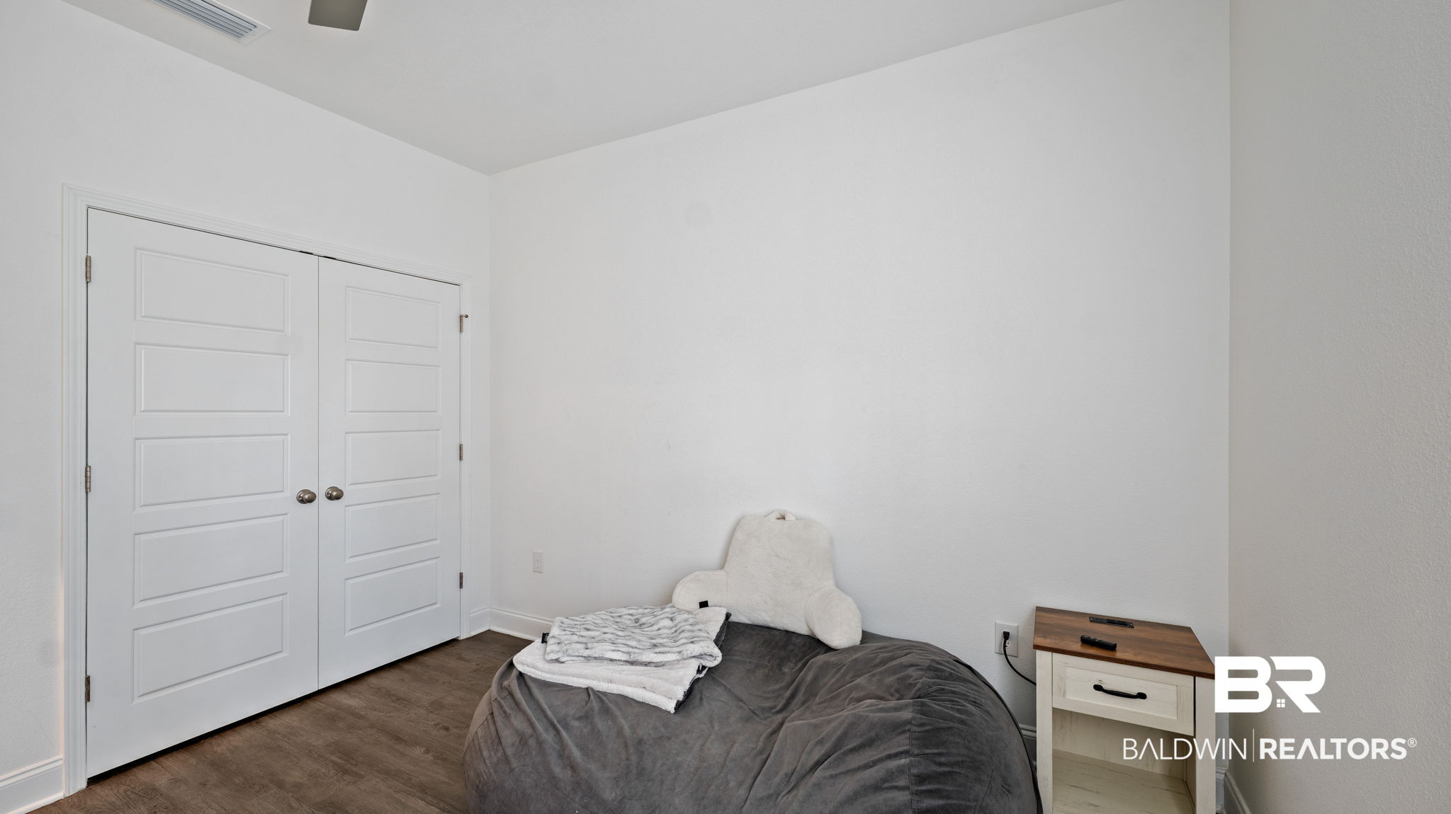 410641 | Photo 29