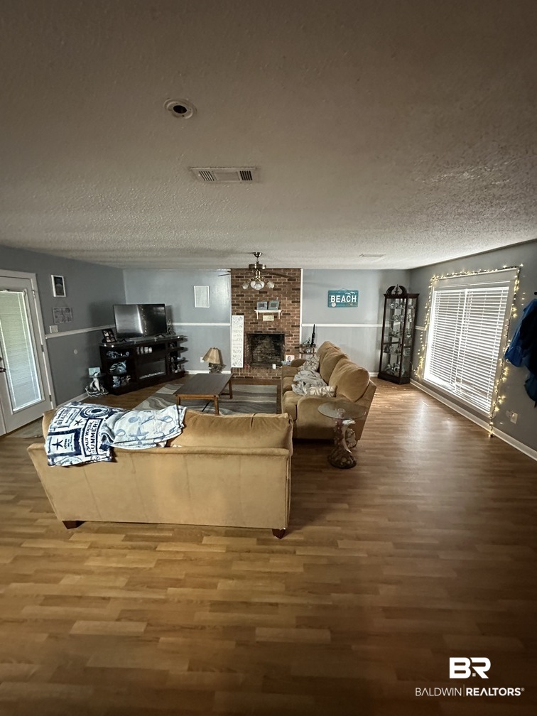 410649 | Photo 12