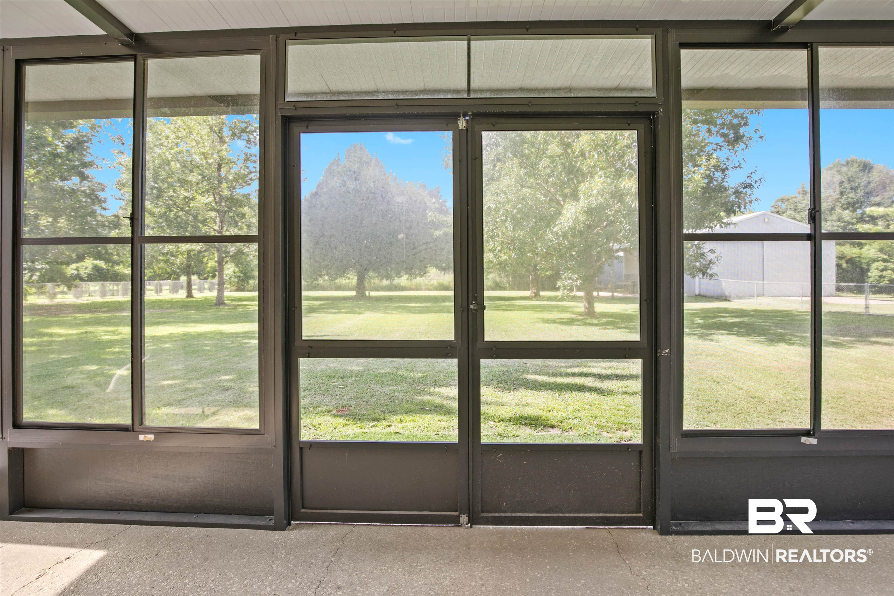 410669 | Photo 28
