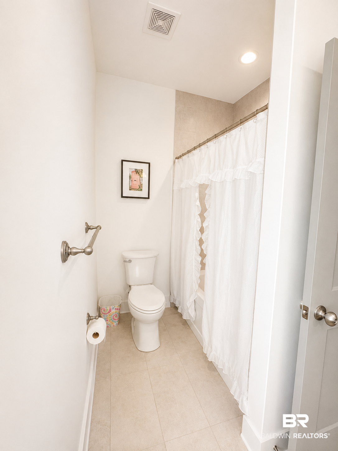 410726 | Photo 24