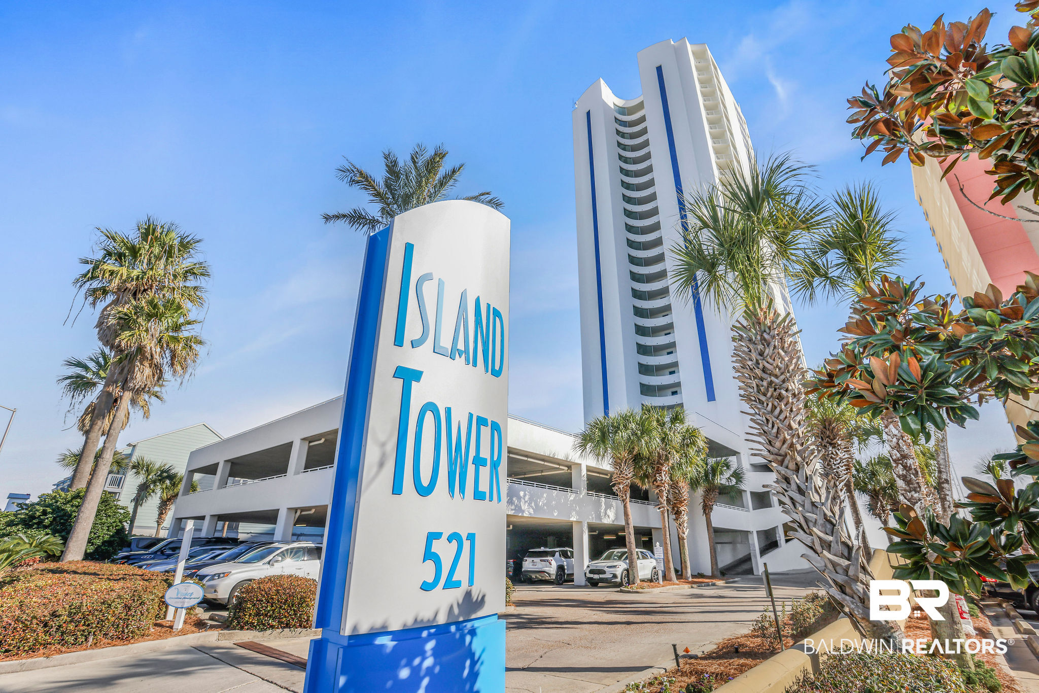 Gulf Shores Condos with 3 or more bedrooms
