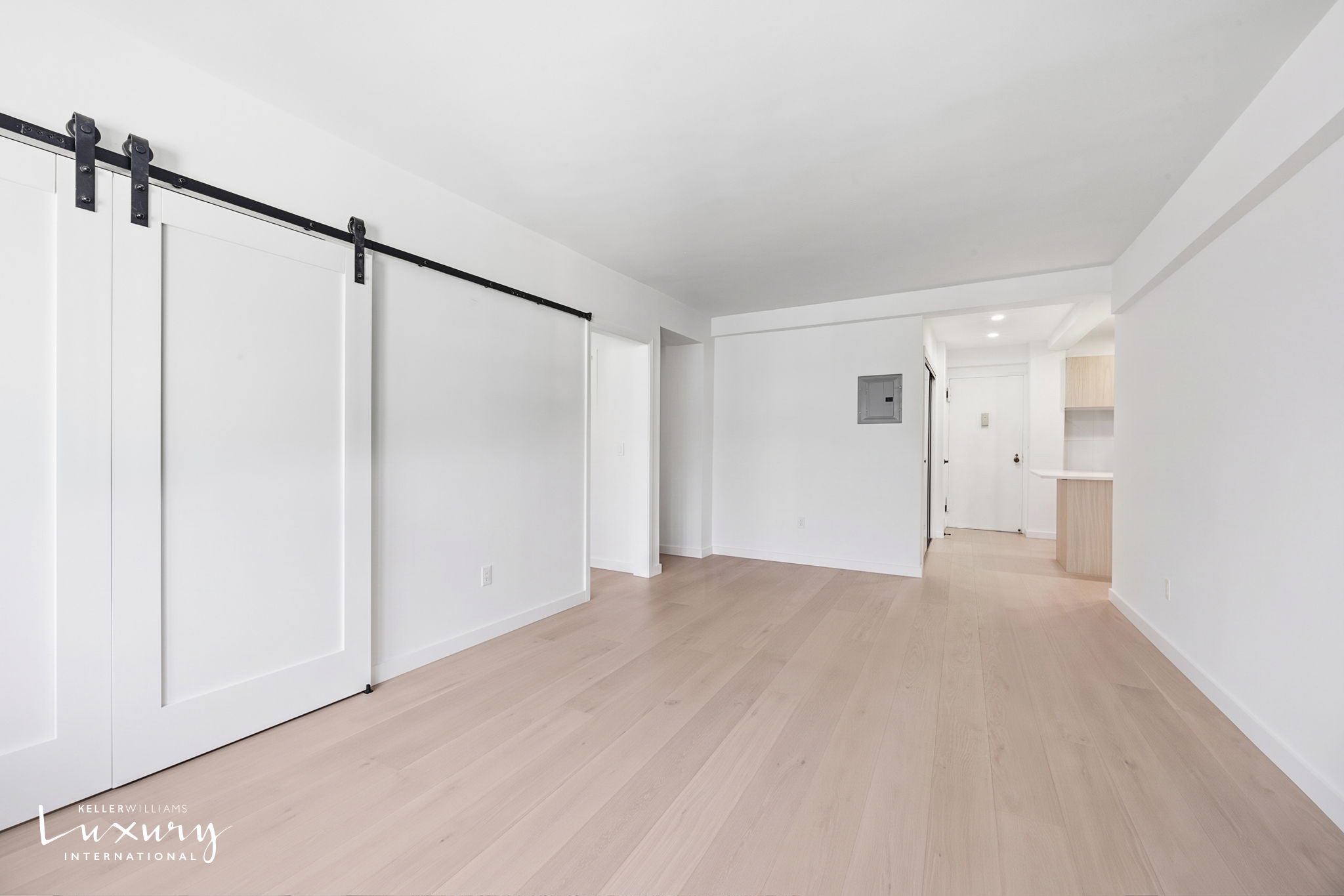 333 East 46th Street 17E Turtle Bay New York NY 10017