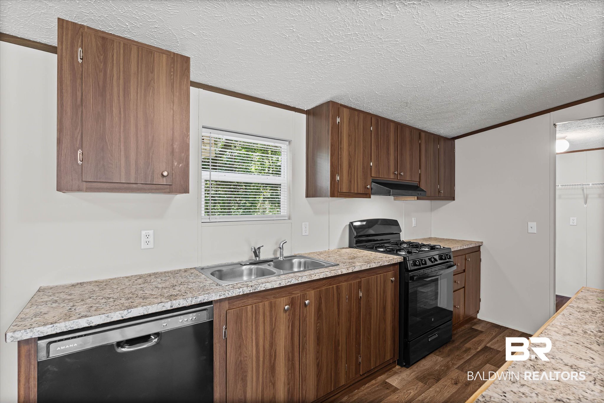 Photo 4 of Single family home for sale at 25366 Pollard Rd, Daphne, AL 36526 | MLS# 398093 | Listing updated on 2026-09-18