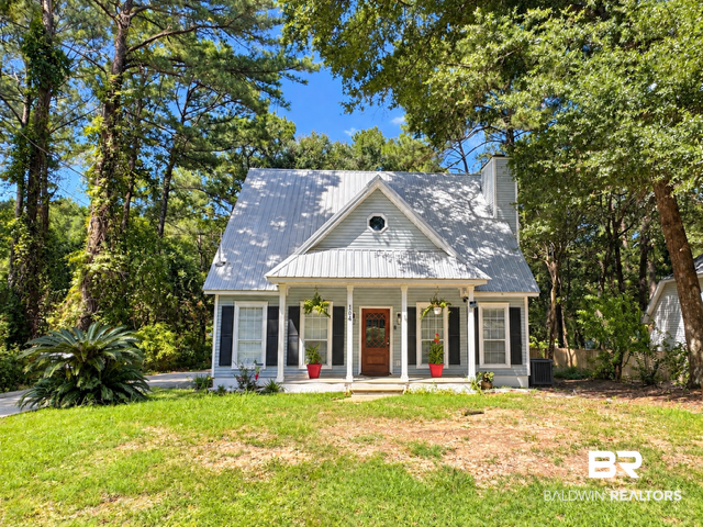 Photo 1 of Single family home for sale at 104 Crestview Cir, Daphne, AL 36526 | MLS# 398231 | Listing updated on 2026-09-18