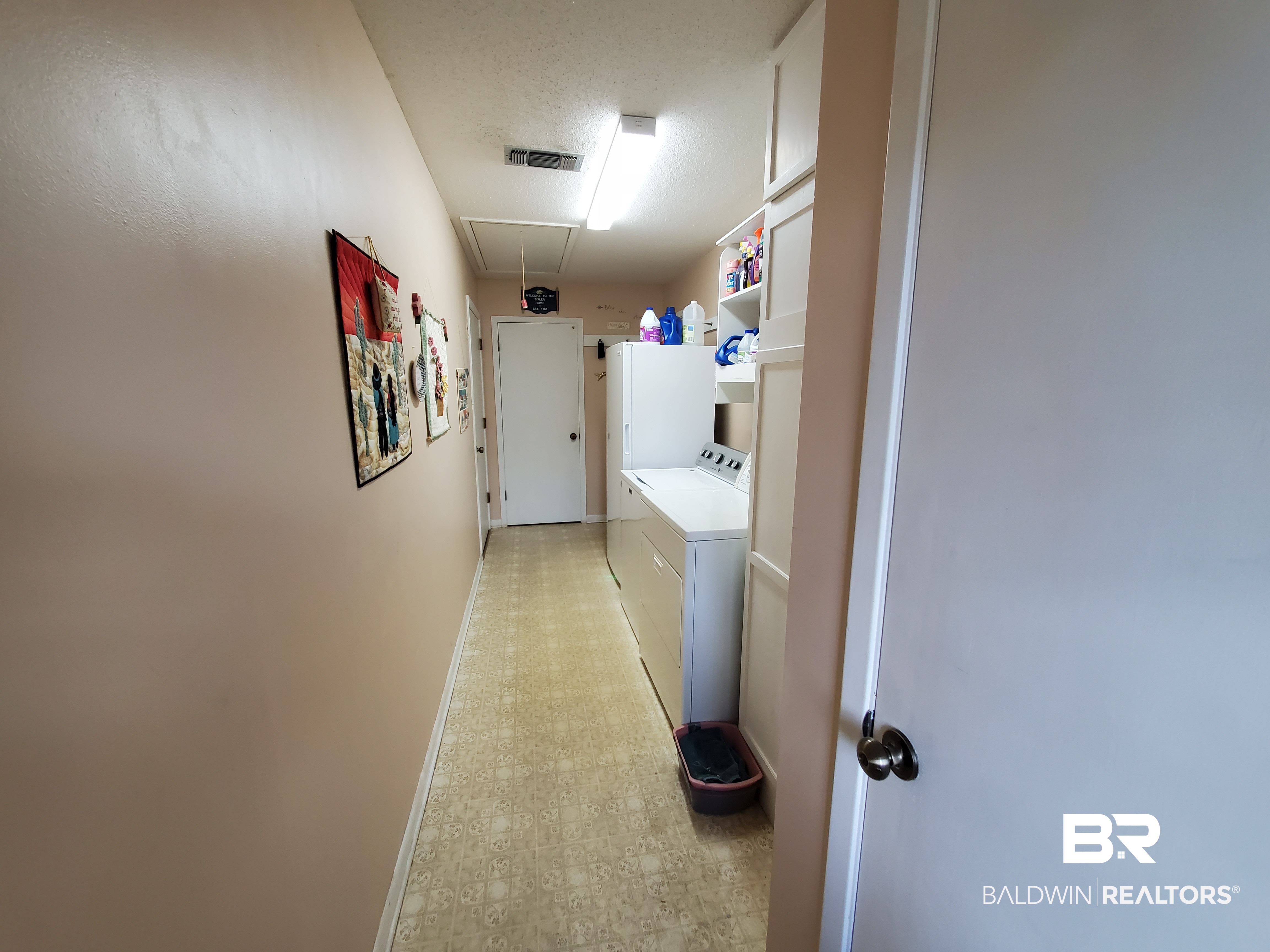 409065 | Photo 27