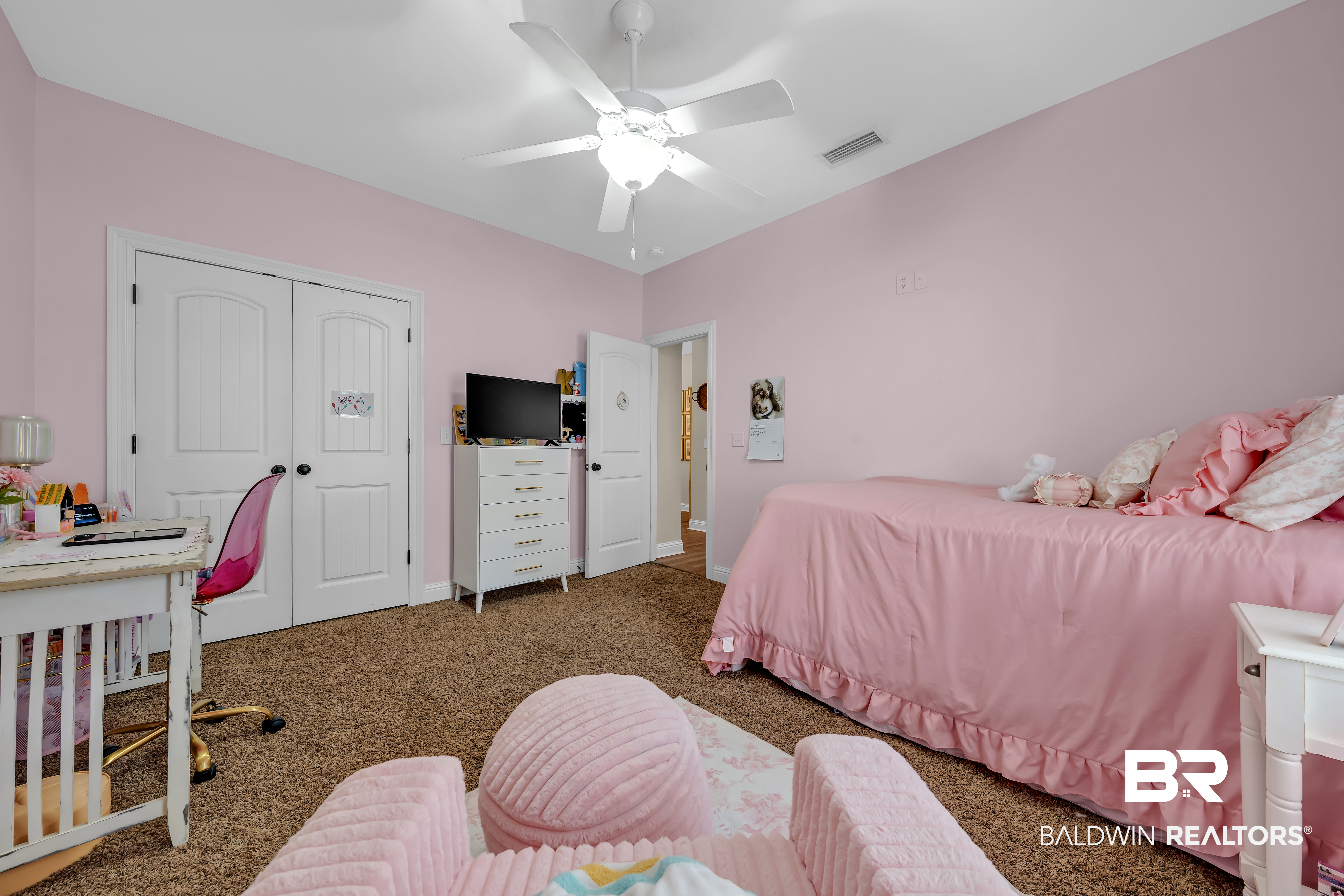 411046 | Photo 23