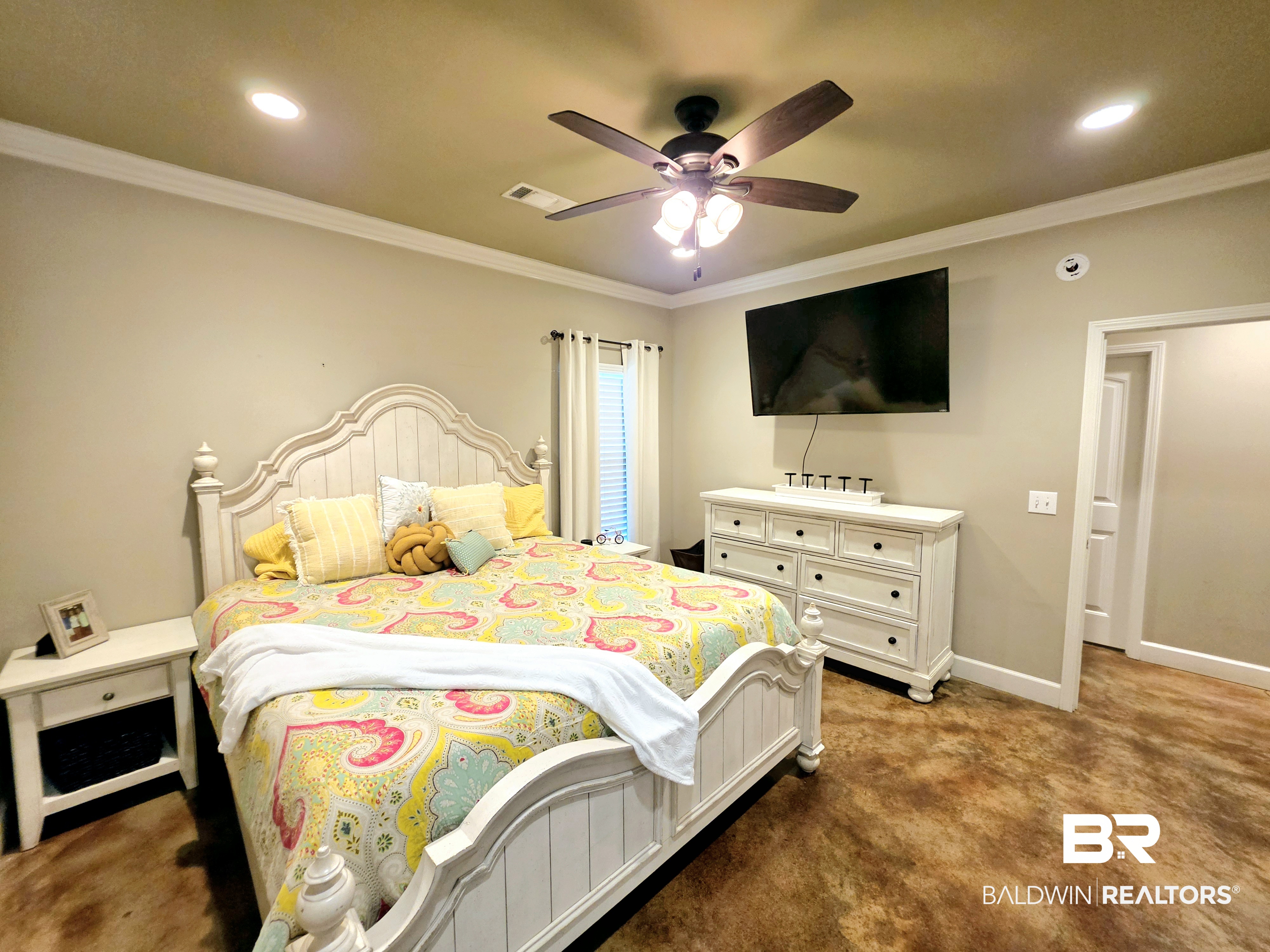 411077 | Photo 14