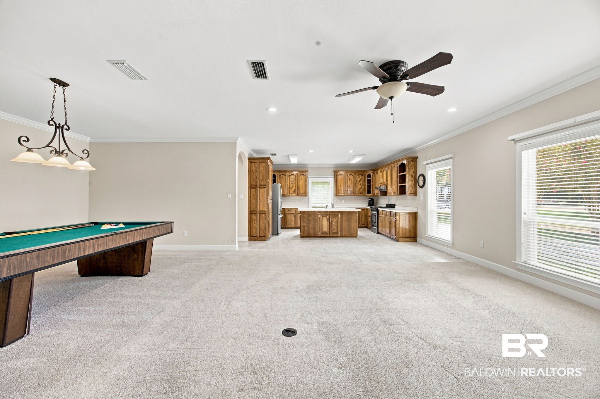 411089 | Photo 25