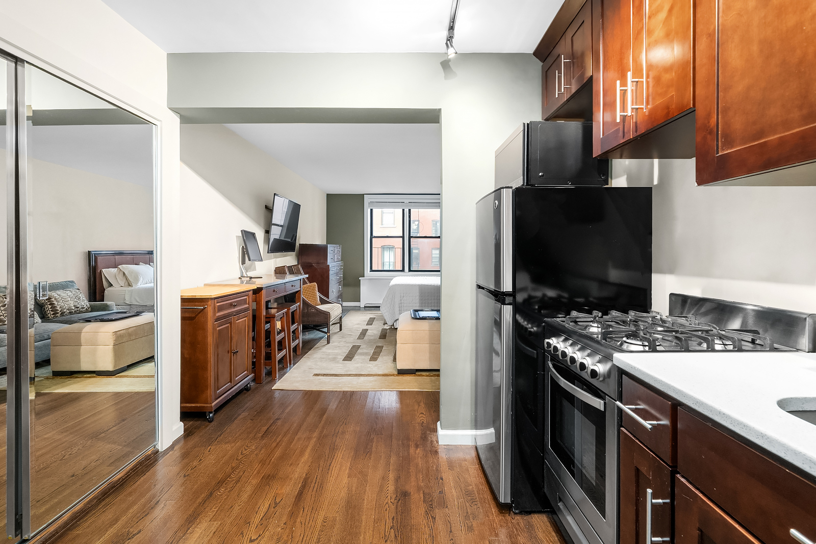 229 East 28th Street 5L Kips Bay New York NY 10016