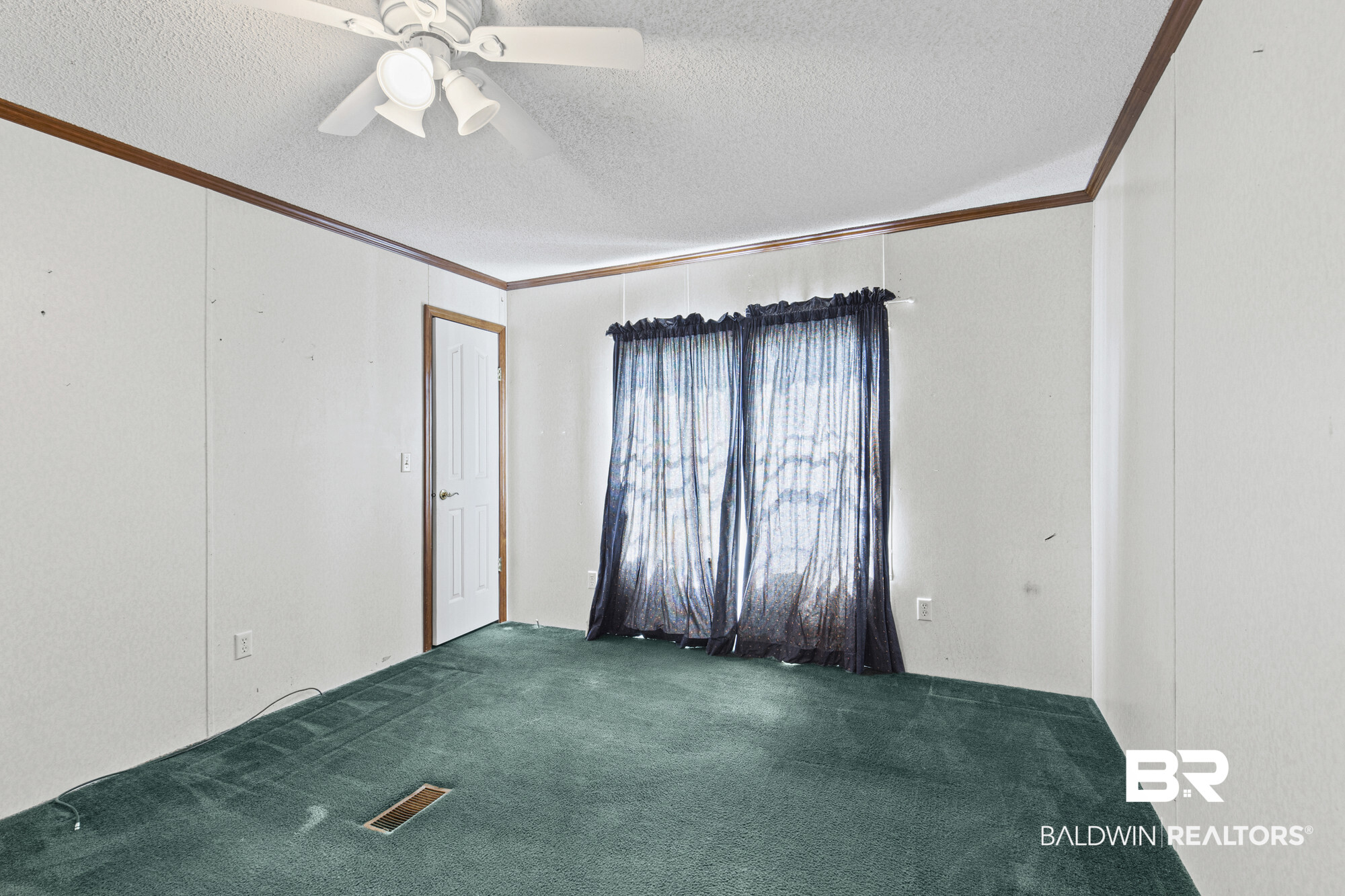 410648 | Photo 16