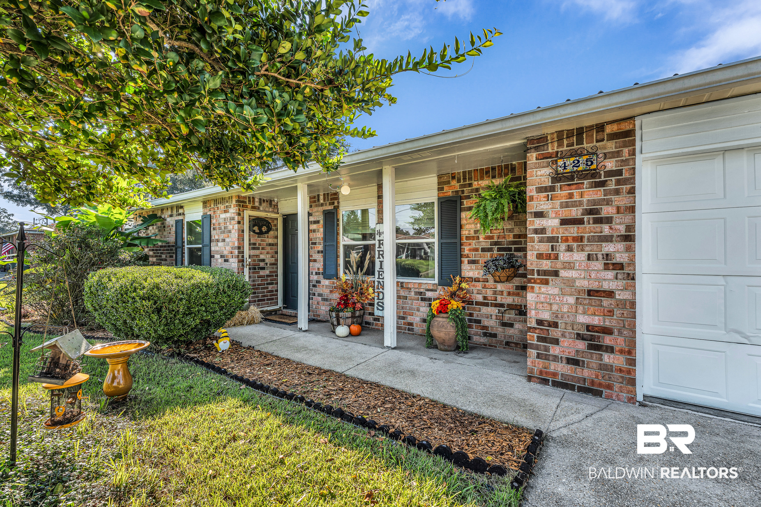 Photo 2 of Townhouse for sale at 425 Cedar Ct, Foley, AL 36535 | MLS# 411054 | Listing updated on 2026-09-24
