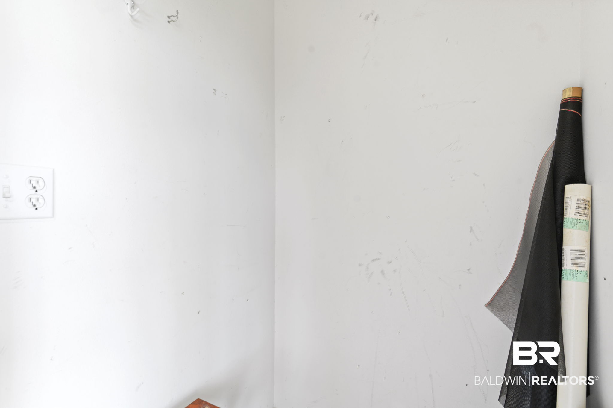 411168 | Photo 25