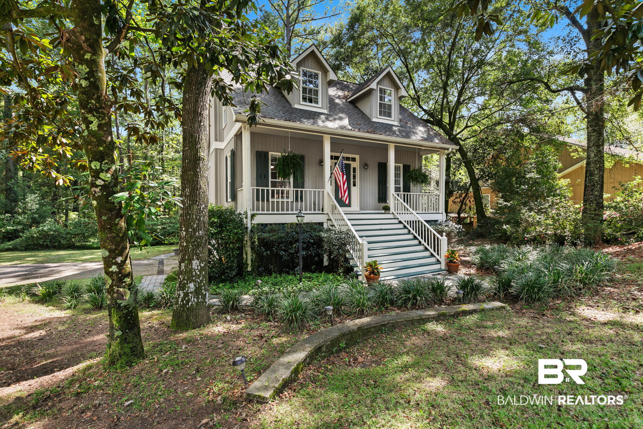 Photo 2 of Sale Pending at 207 Rolling Hl Dr, Daphne, AL 36526 | MLS# 411055 | Listing updated on 2026-10-07