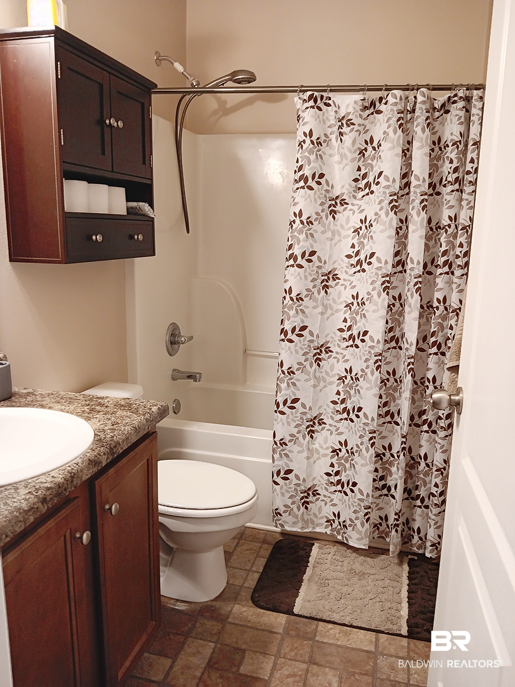 411217 | Photo 25