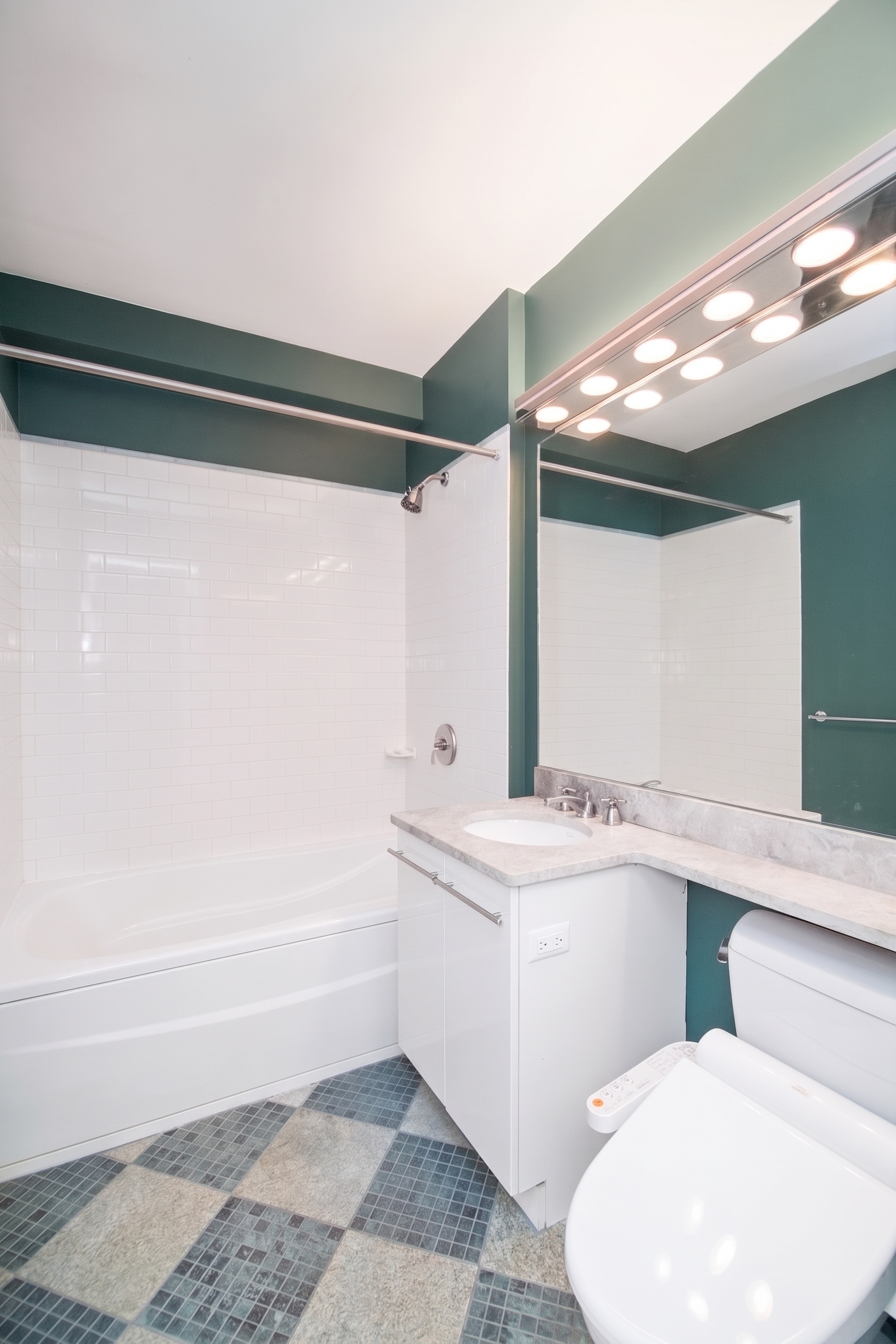 272 West 107th Street 11C Manhattan Valley New York NY 10025