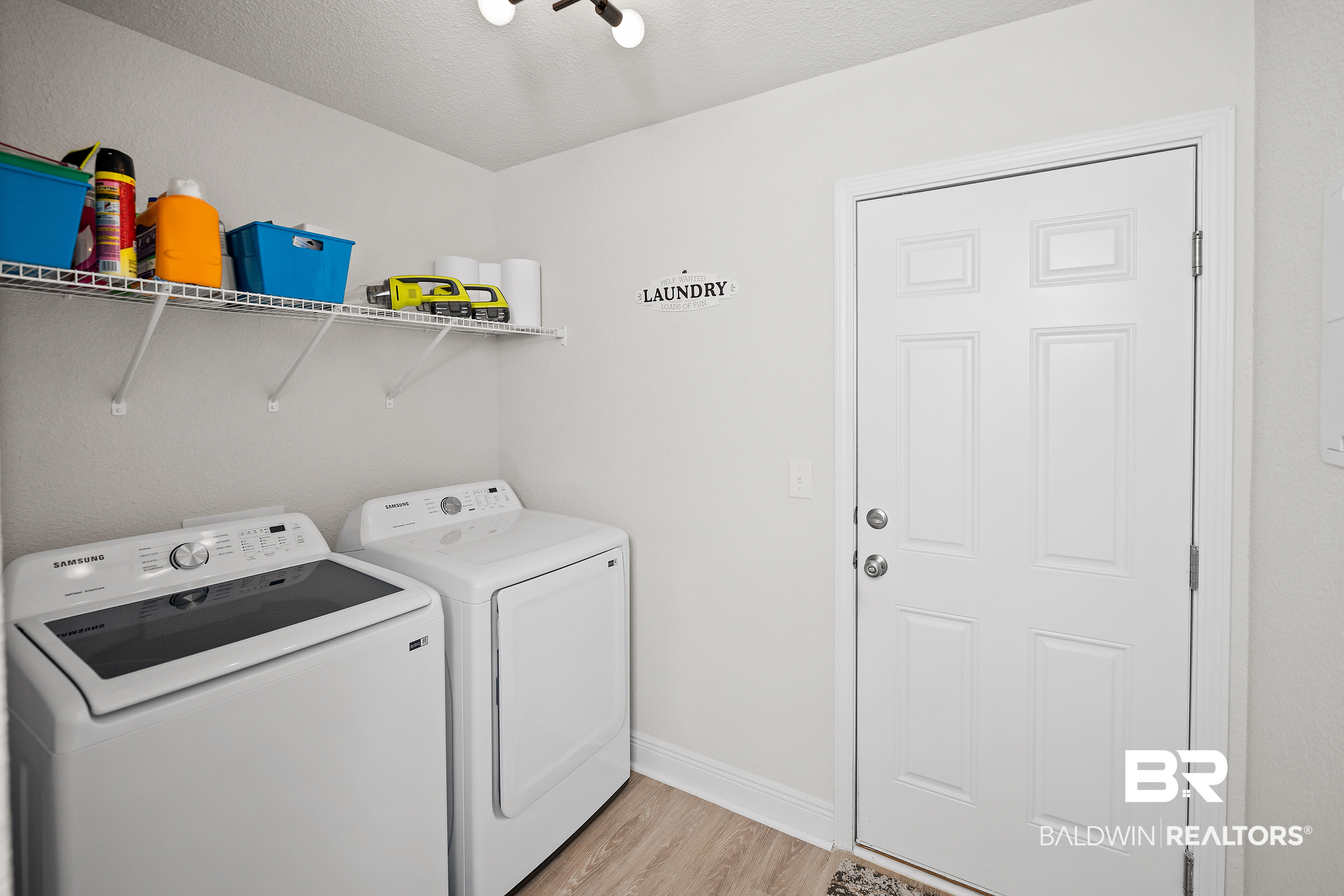 411295 | Photo 29