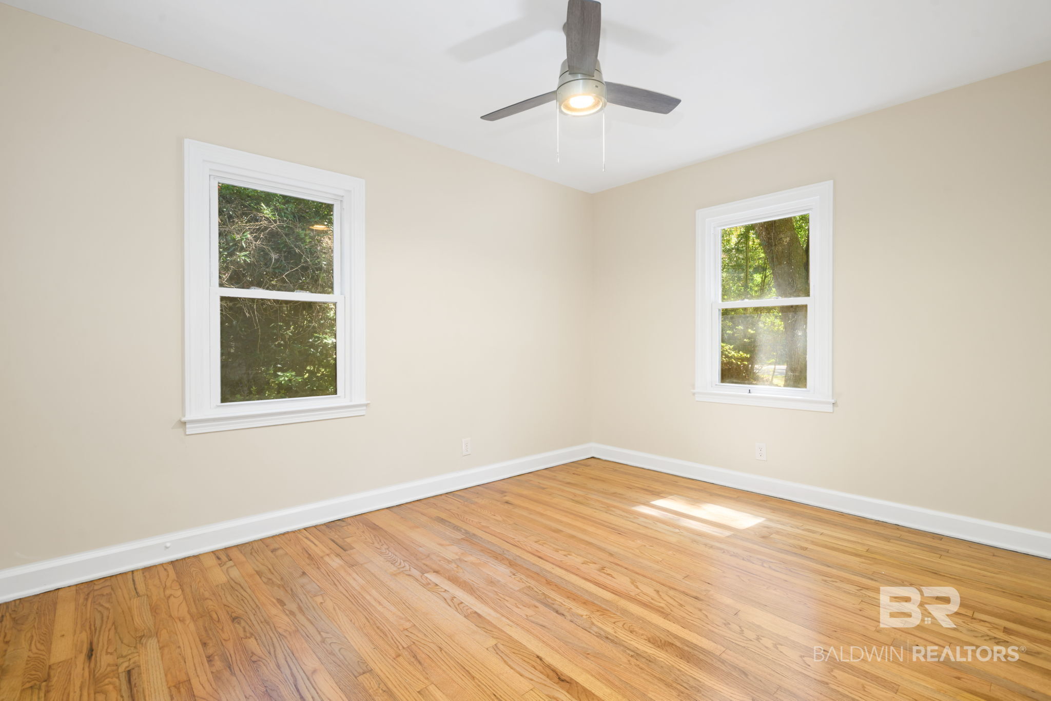 411314 | Photo 27