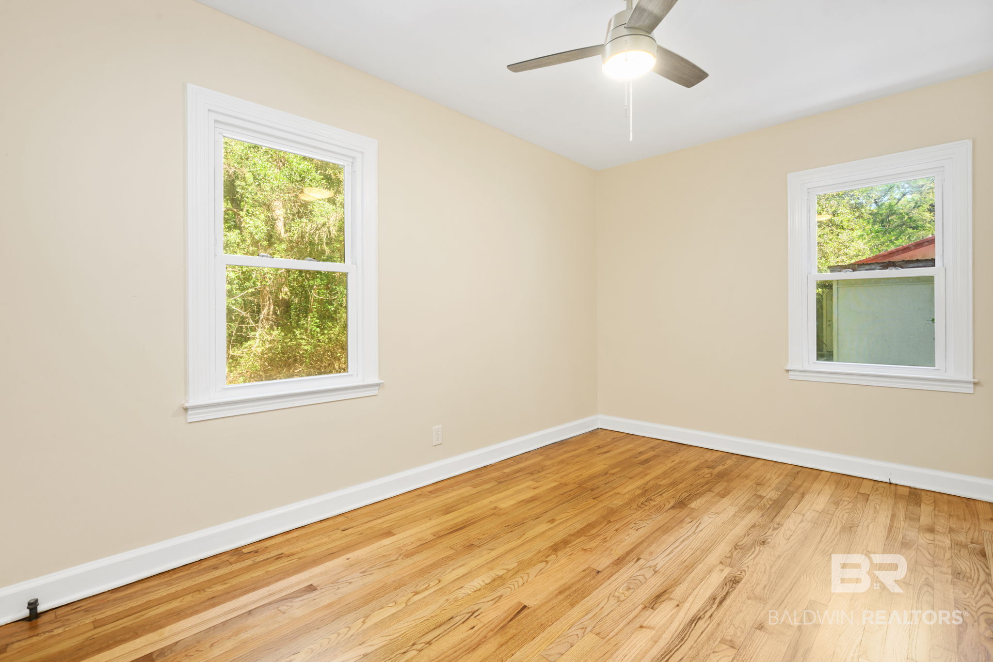 411314 | Photo 25
