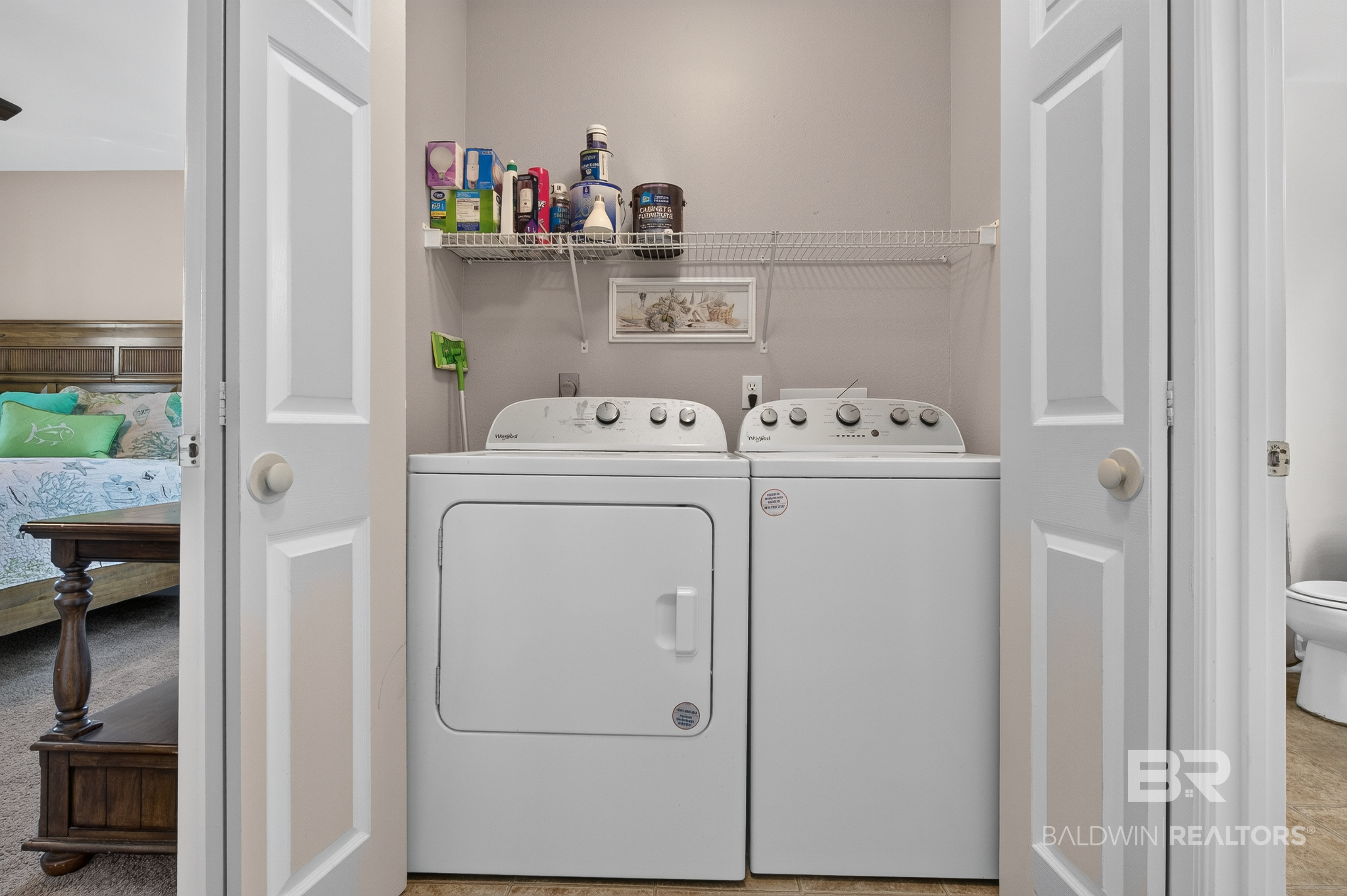 411080 | Photo 29