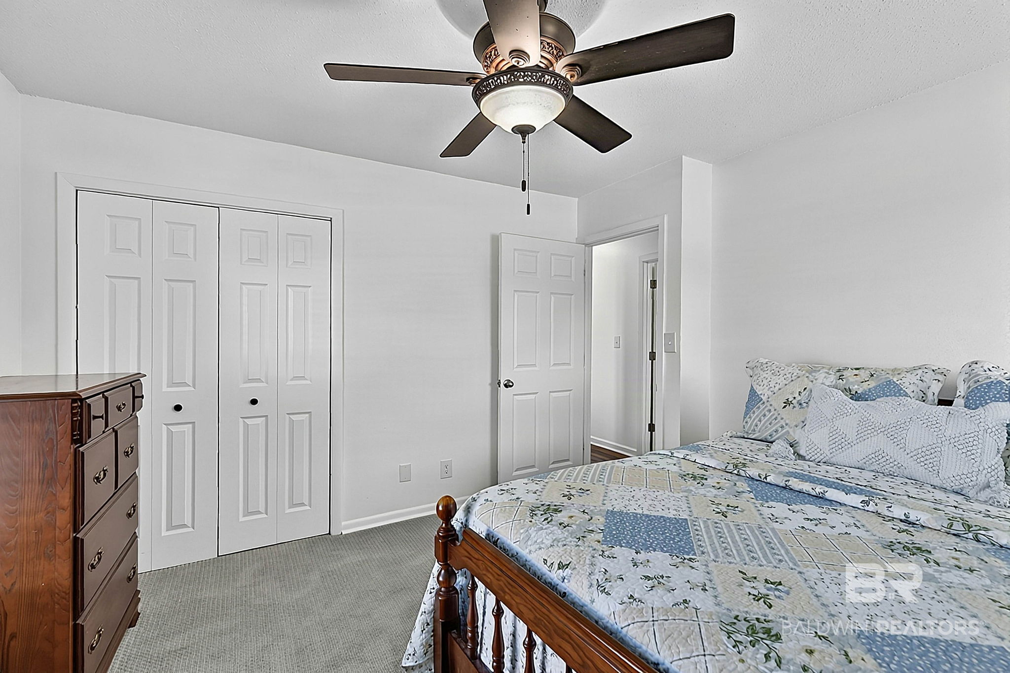 411398 | Photo 29
