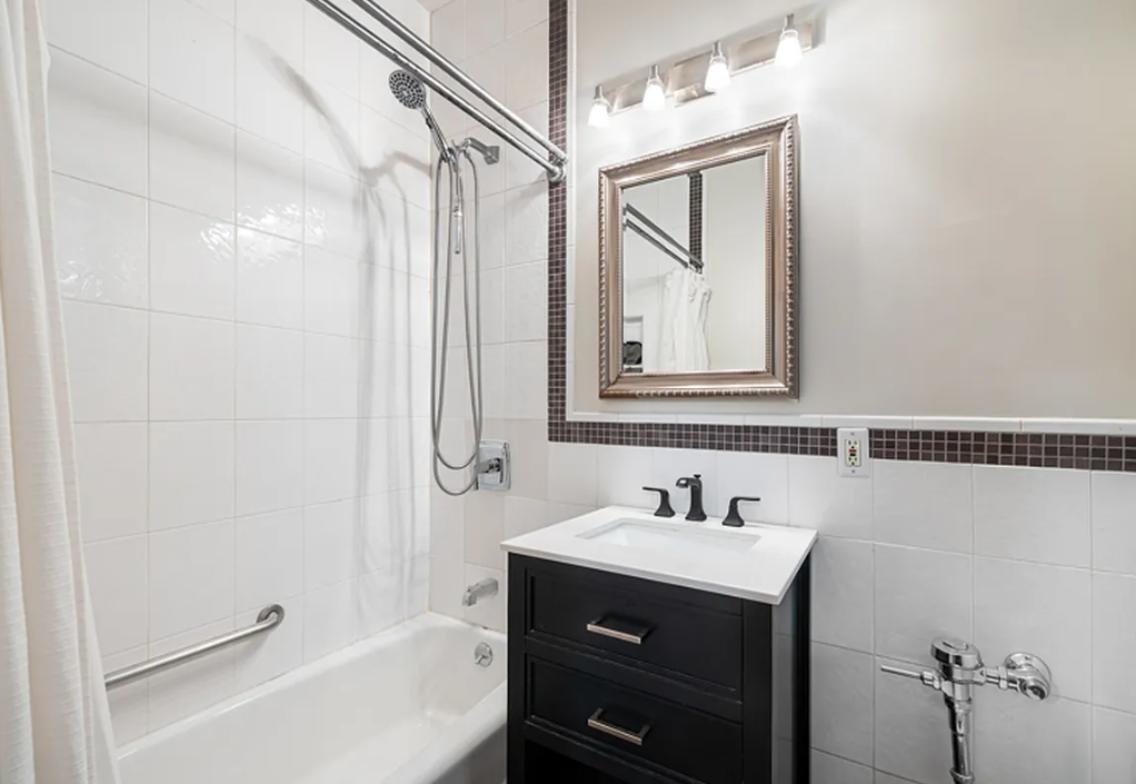 124 East 91st Street D2 Carnegie Hill New York NY 10128