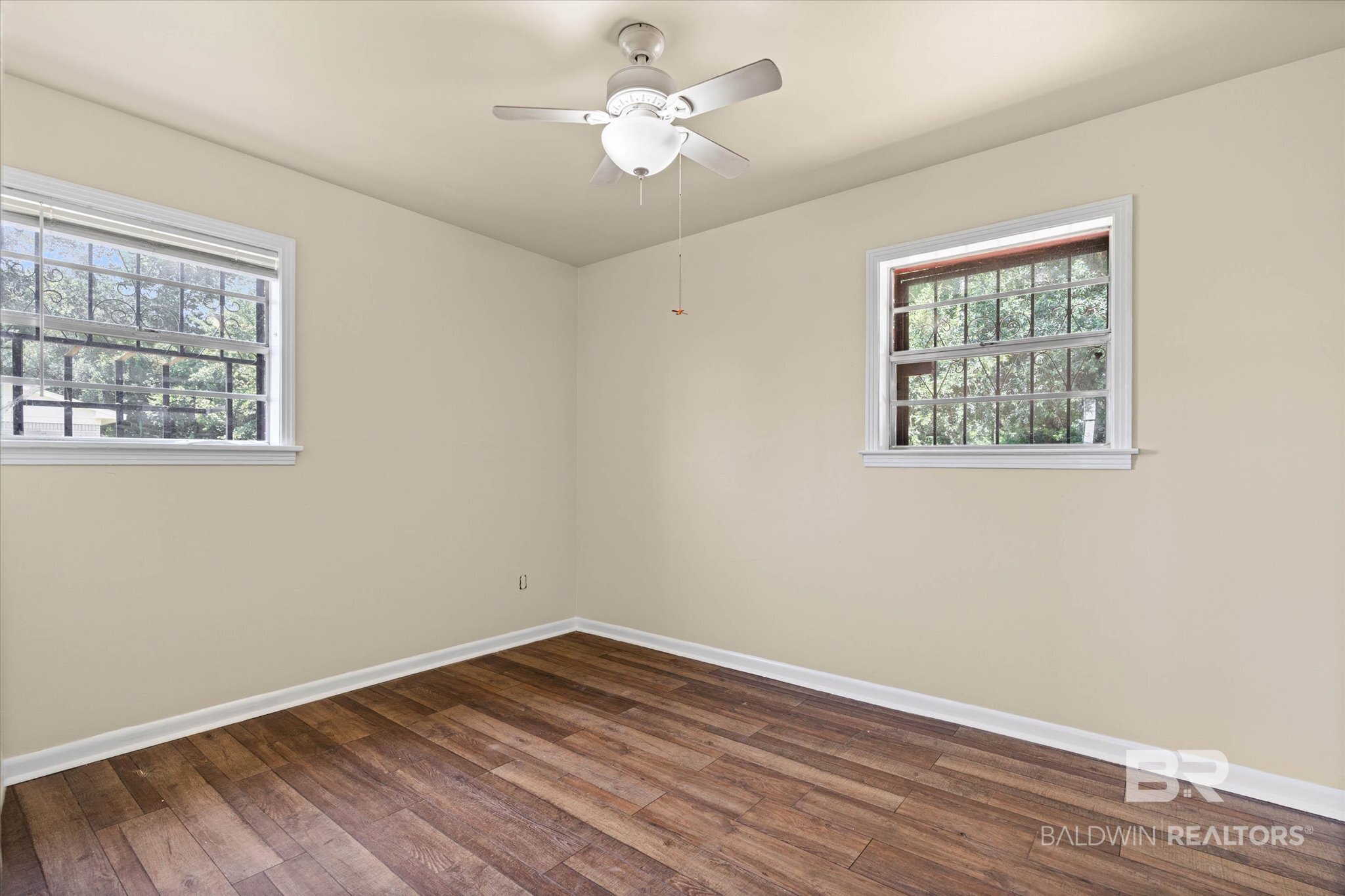 411451 | Photo 11