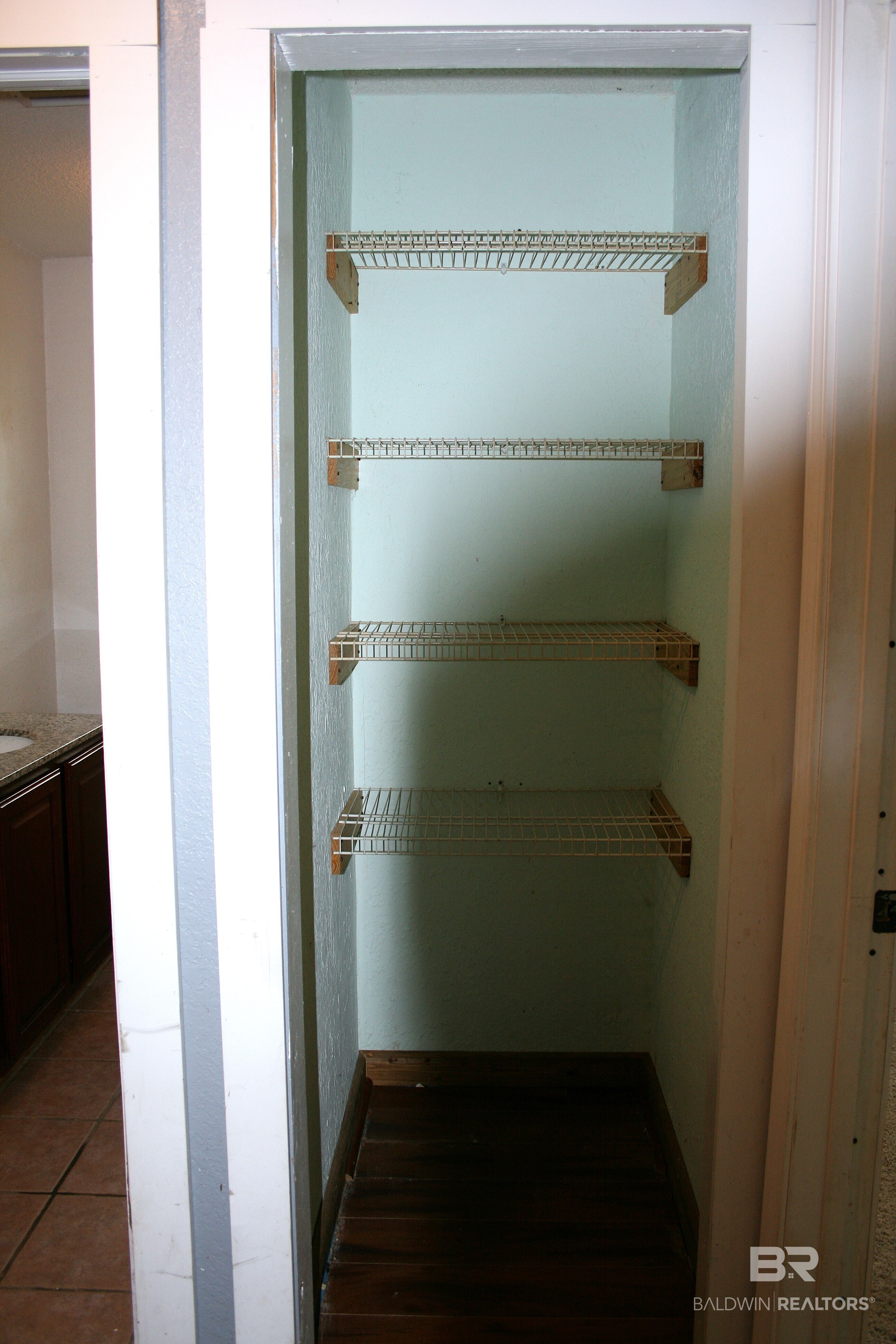 411460 | Photo 25