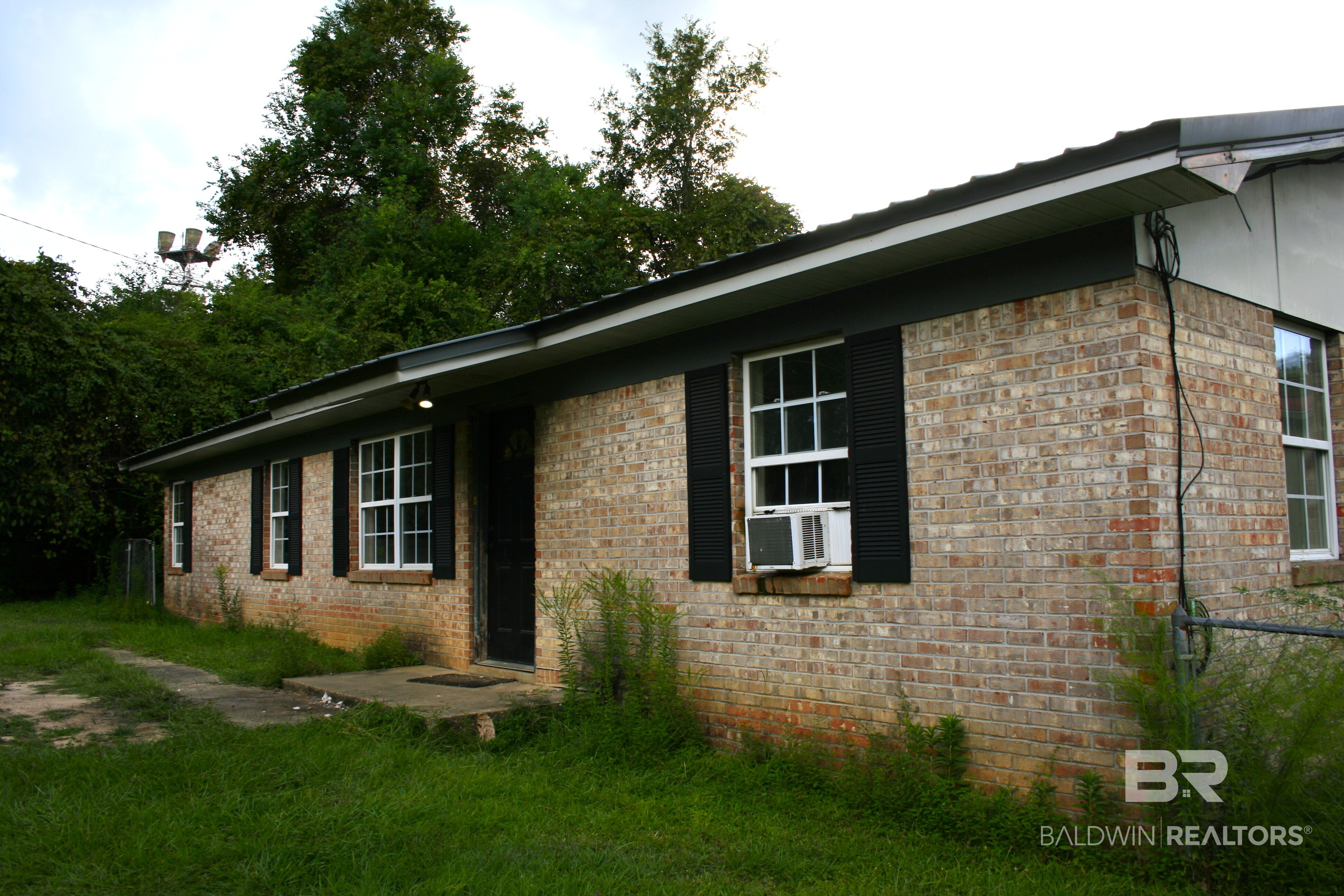 411460 | Photo 3